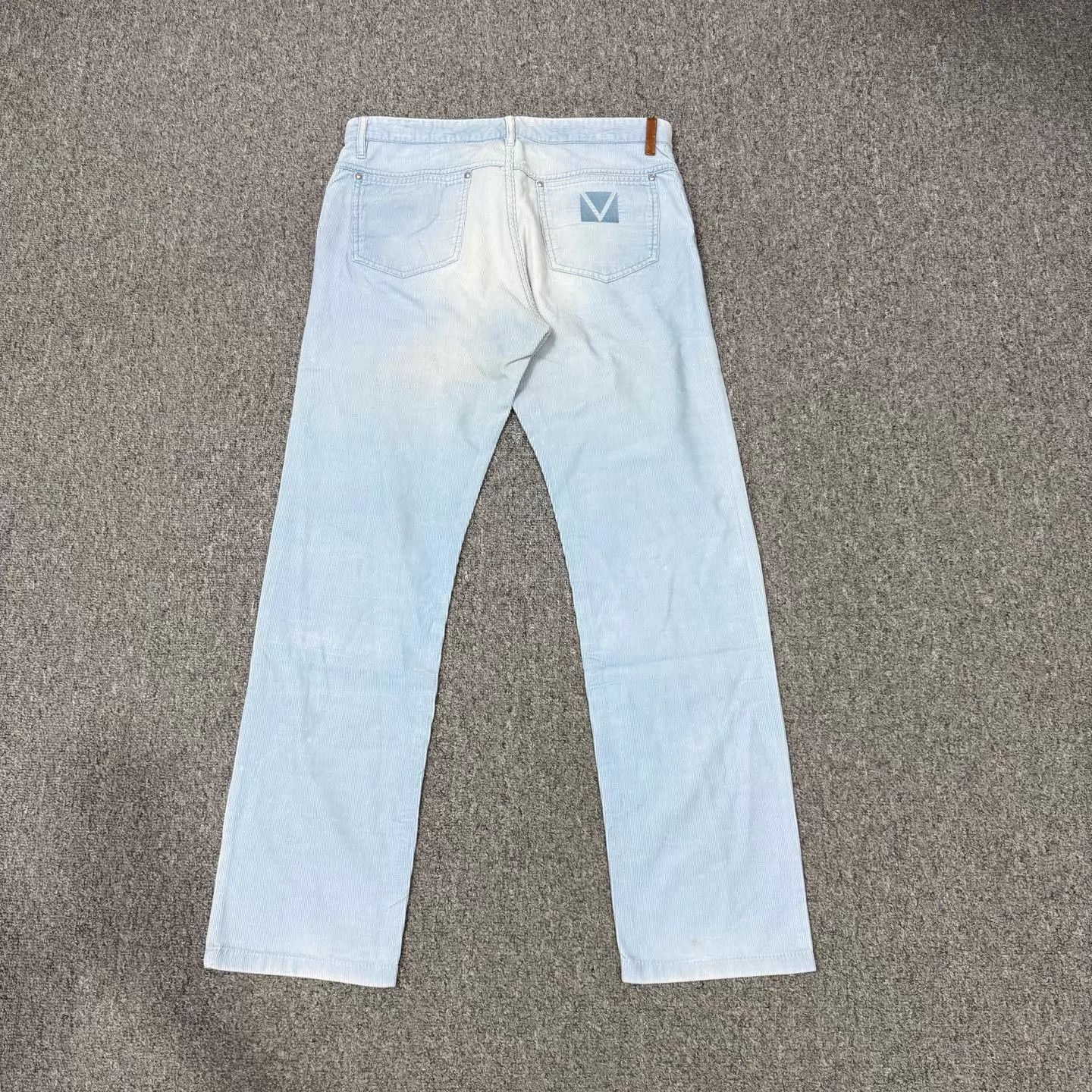 Louis Vuitton LV blue washed jeans 42 95 new Size 30" / US 8 / IT 44 - 2 Thumbnail