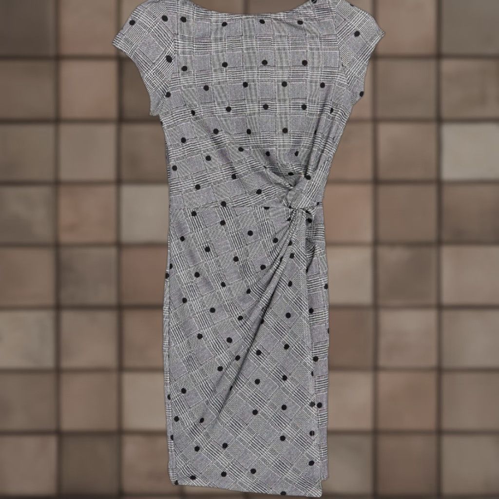 Vintage Love...Ady Plaid Twist Front Dress-Size S Shirt Womens Small Black/Ivory Cap Sleeve Crew Neck Mini Pattern Plaid 39" Vintage No Size S / US 4 / IT 40 - 1 Thumbnail