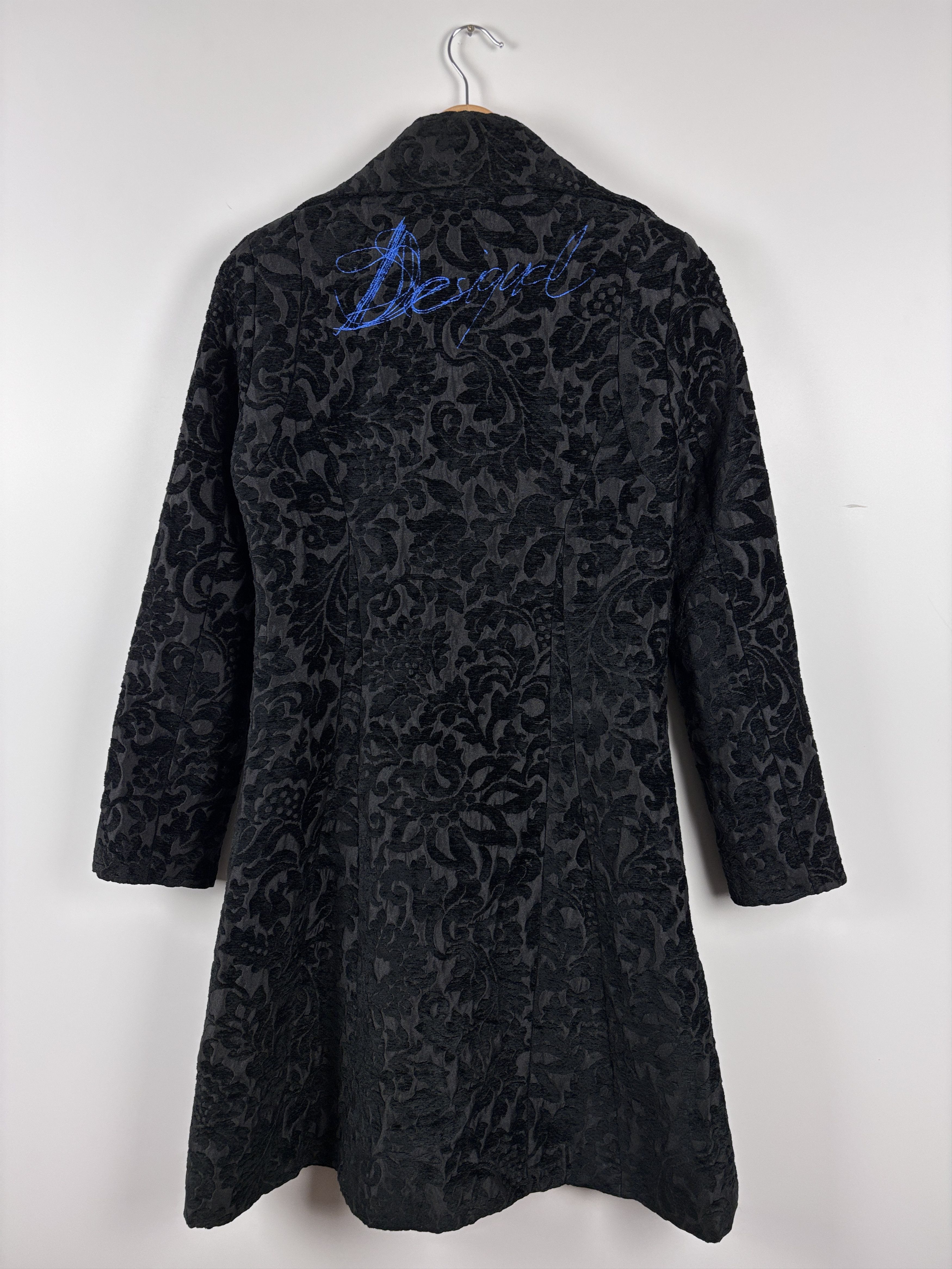 Desigual Womens Desigual Flowers Pattern Coat Jacket Black Size 38 Size XS / US 0-2 / IT 36-38 - 4 Thumbnail