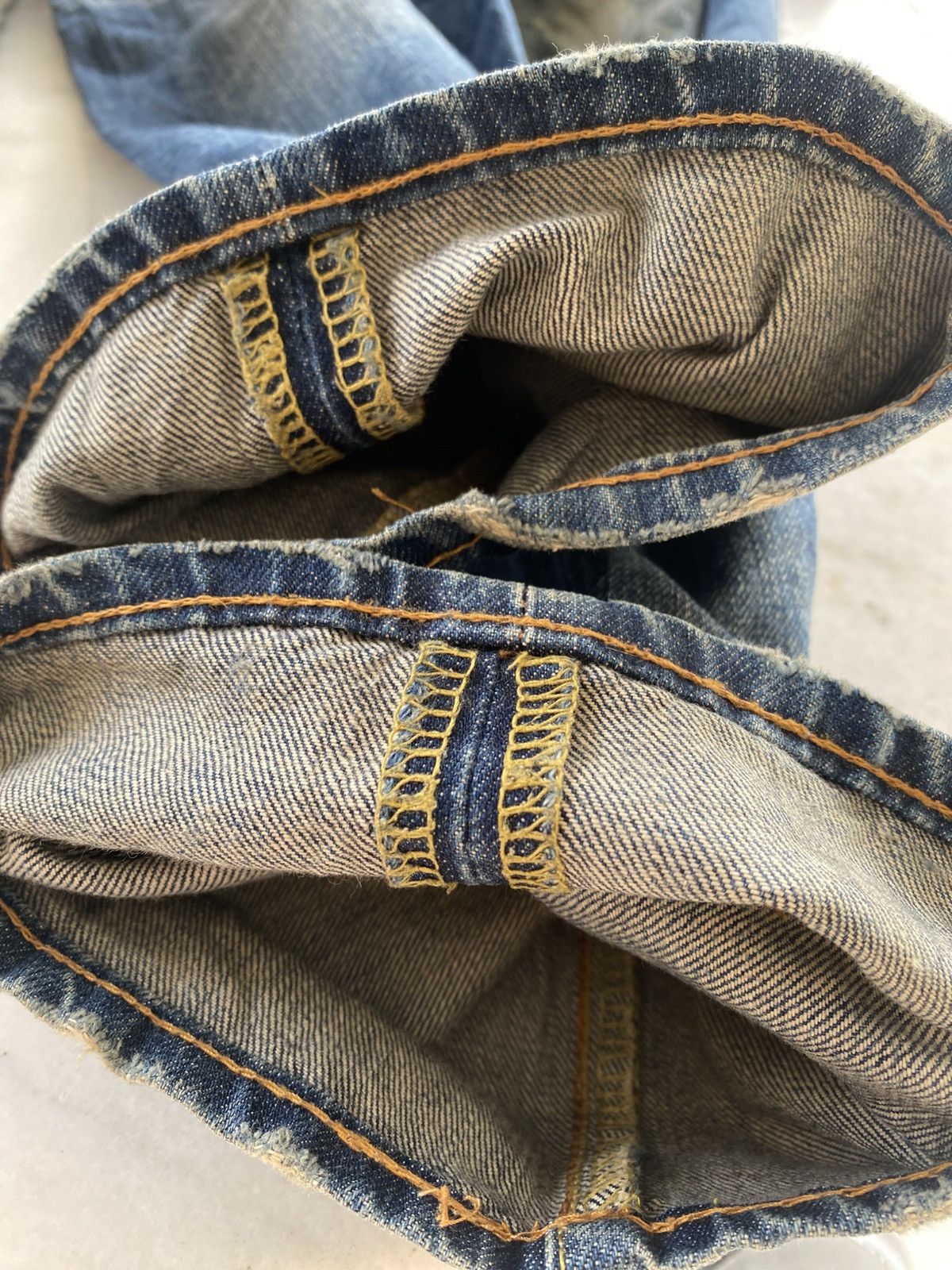 Undercover × Uniqlo UJ Regular Straight Fit Distressed Denim Size US 32 / EU 48 - 10 Thumbnail