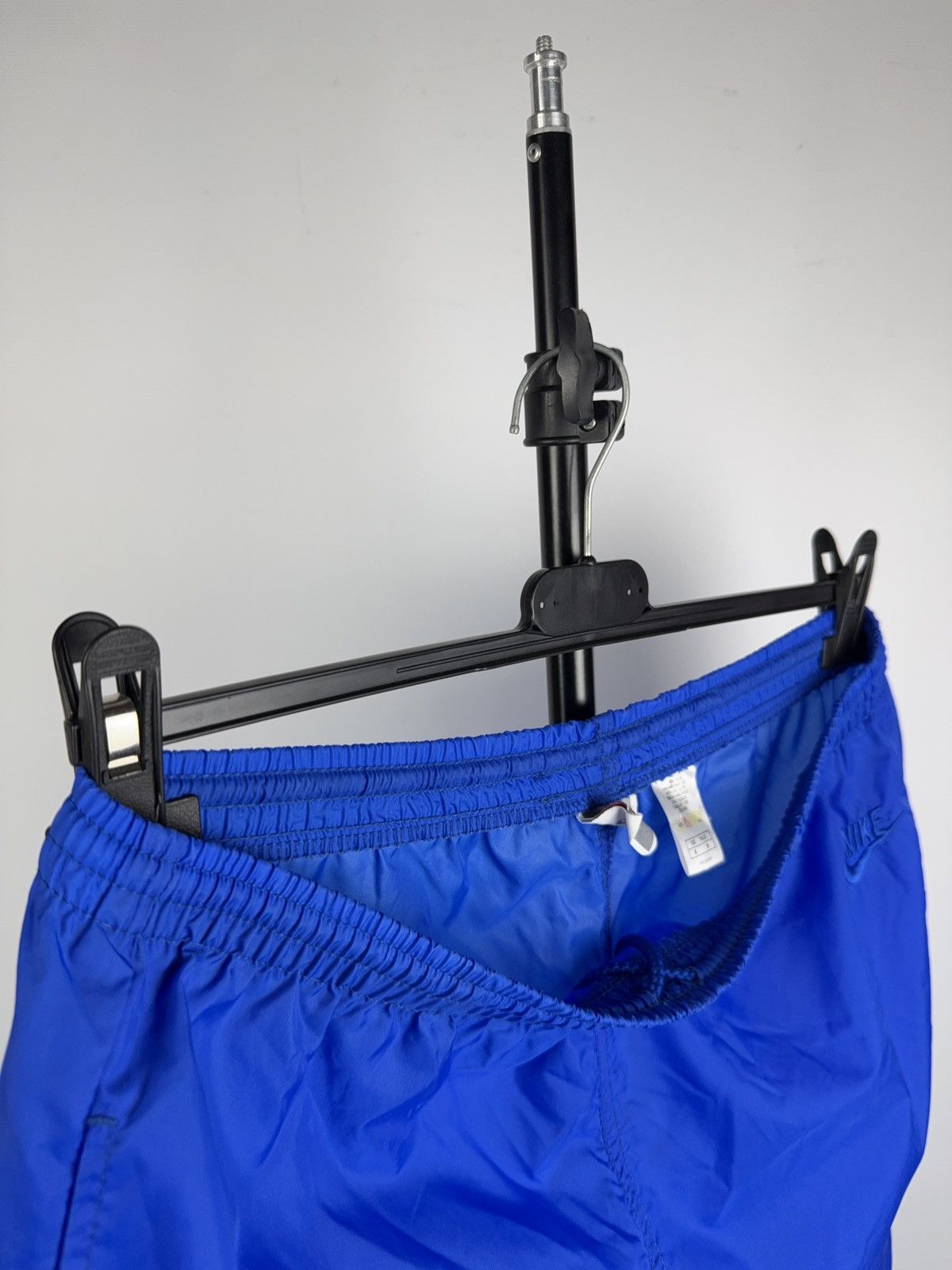Nike Retro Vintage Nike 80s Blue Nylon Windbreaker Pants S Size US 31 - 12 Thumbnail