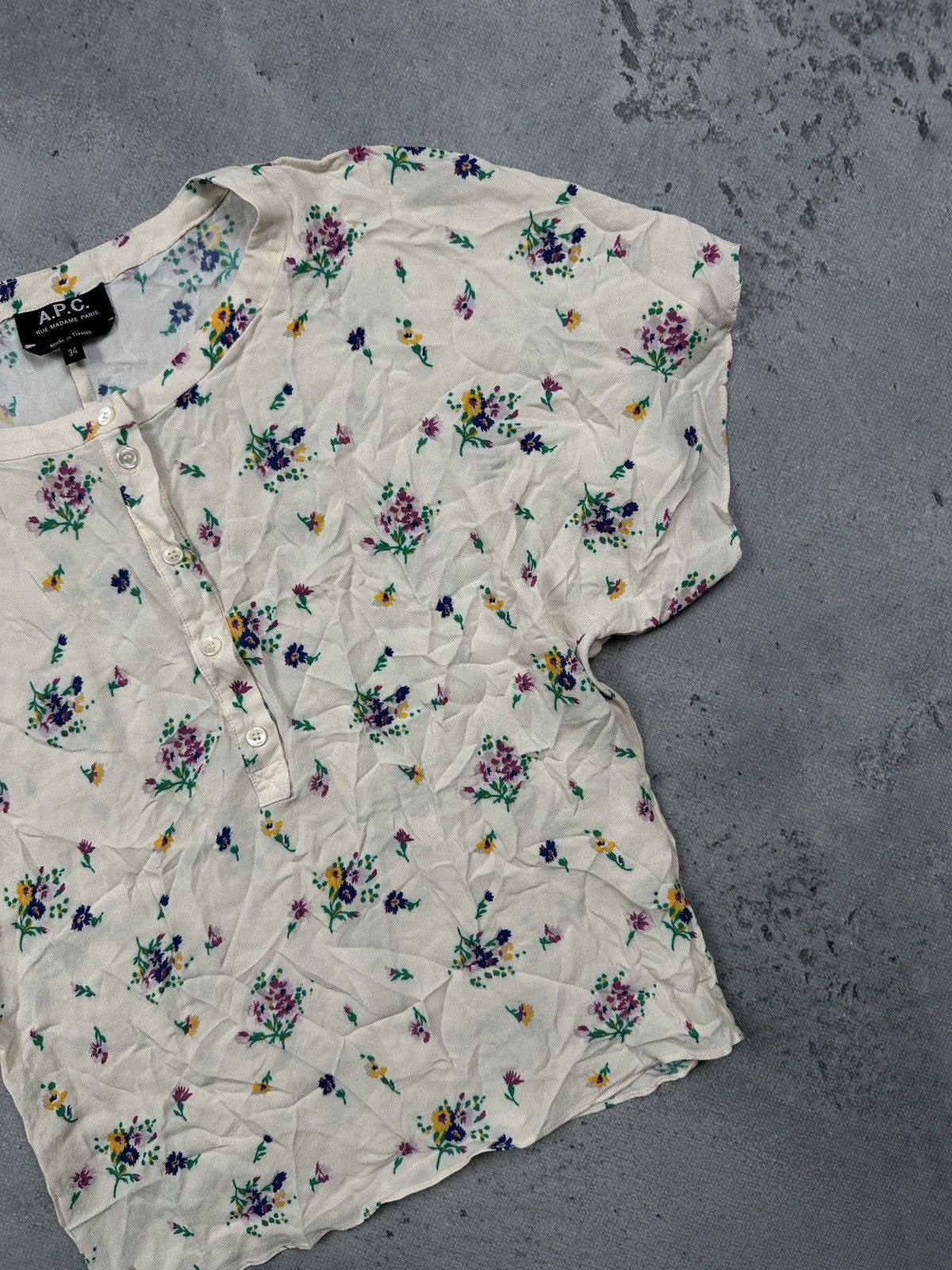A.P.C. A.P.C. Paris Vintage Floral Viscos Blouse Ivory Short Sleeve Size XS / US 0-2 / IT 36-38 - 4 Thumbnail