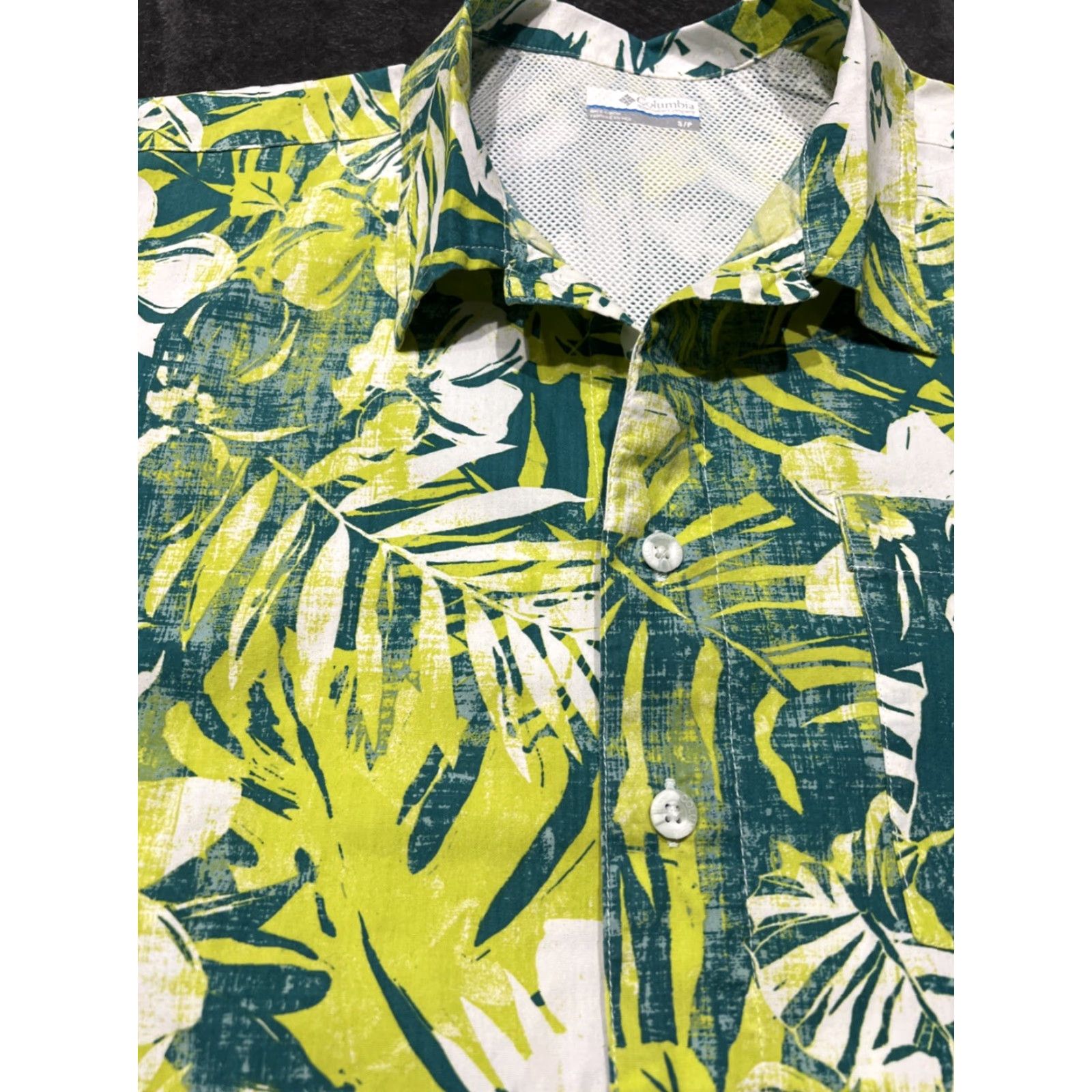 Vintage COLUMBIA PFG Fishing Shirt Men's XL Short Sleeve Yellow Floral Button-Up Outdoor Vented Lightweight Breathable Size US XL / EU 56 / 4 - 4 Thumbnail