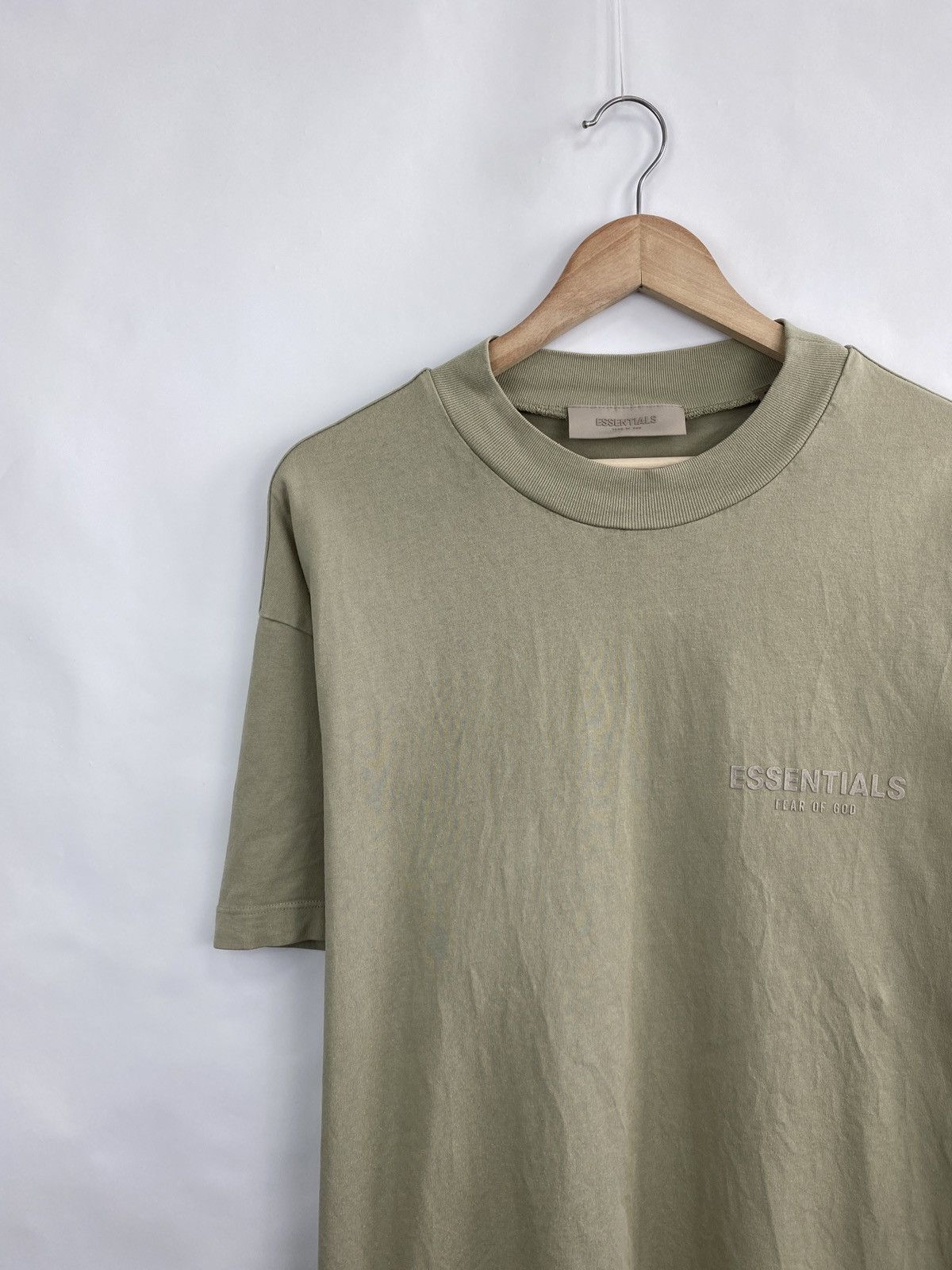Essentials Essentials Fear Of God Y2K T-Shirt Hype Rare Retro Size US S / EU 44-46 / 1 - 2 Thumbnail