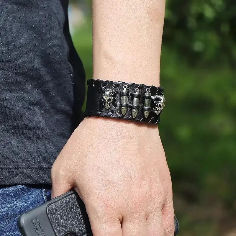 Japanese Brand Genuine Leather Cuff Bracelet Size ONE SIZE - 2 Thumbnail