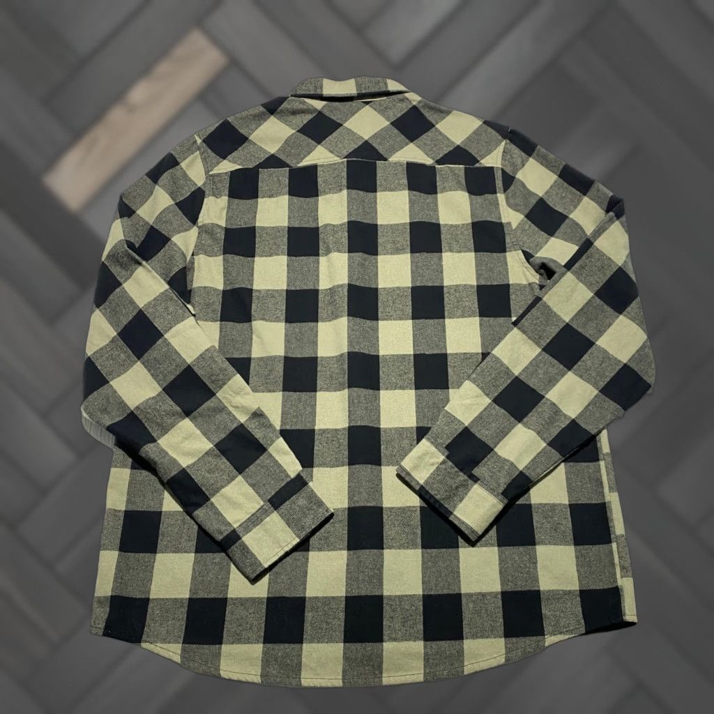 Olive Branded Bills Button-Up Flannel Shirt Mens XL Olive Green Black Buffalo Plaid Shirt Size US XL / EU 56 / 4 - 1 Thumbnail