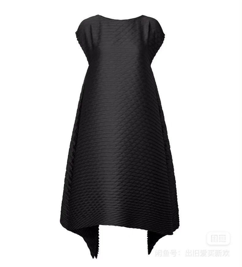 Pleats Please Issey Miyake Issey Miyake size:3 Black pleated skirt Size 32" / US 10 / IT 46 - 6 Thumbnail