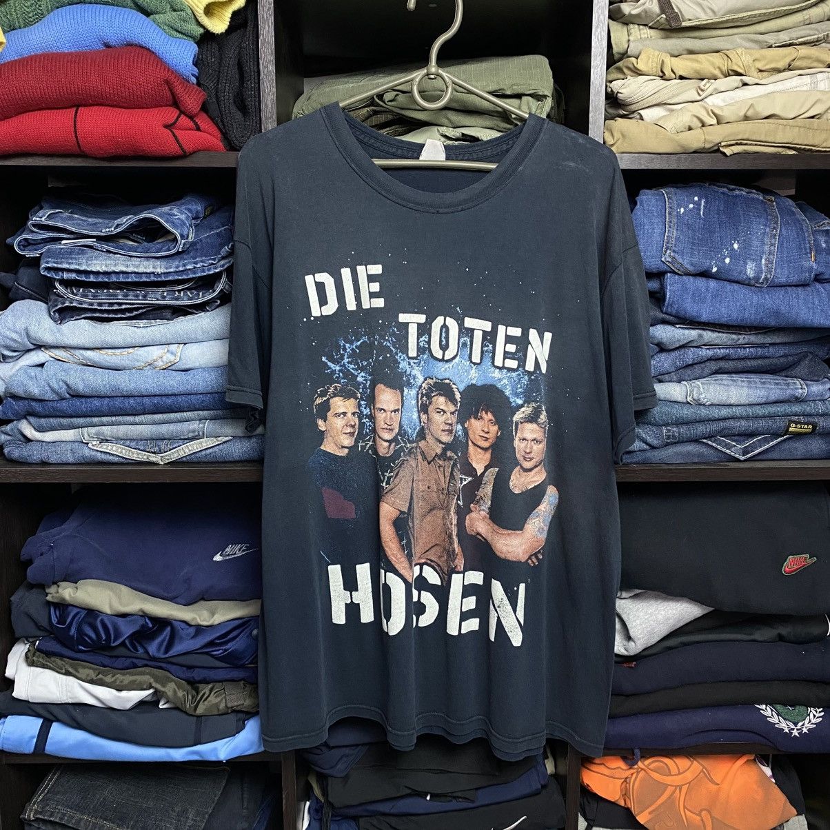 Band Tees Vintage Die Toten Hosen Big Logo rock band 90’s tee size XL Size US XL / EU 56 / 4 - 1 Thumbnail