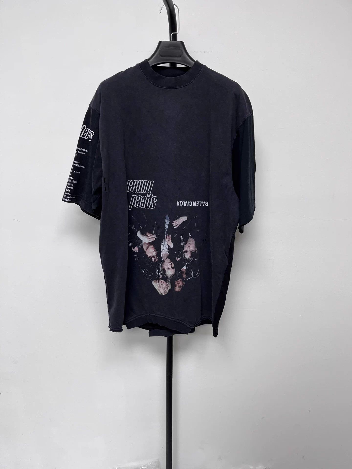 Balenciaga Balenciaga Logo Letter Speed ​​Hunter Print T-Shirt Size US M / EU 48-50 / 2 - 1 Thumbnail