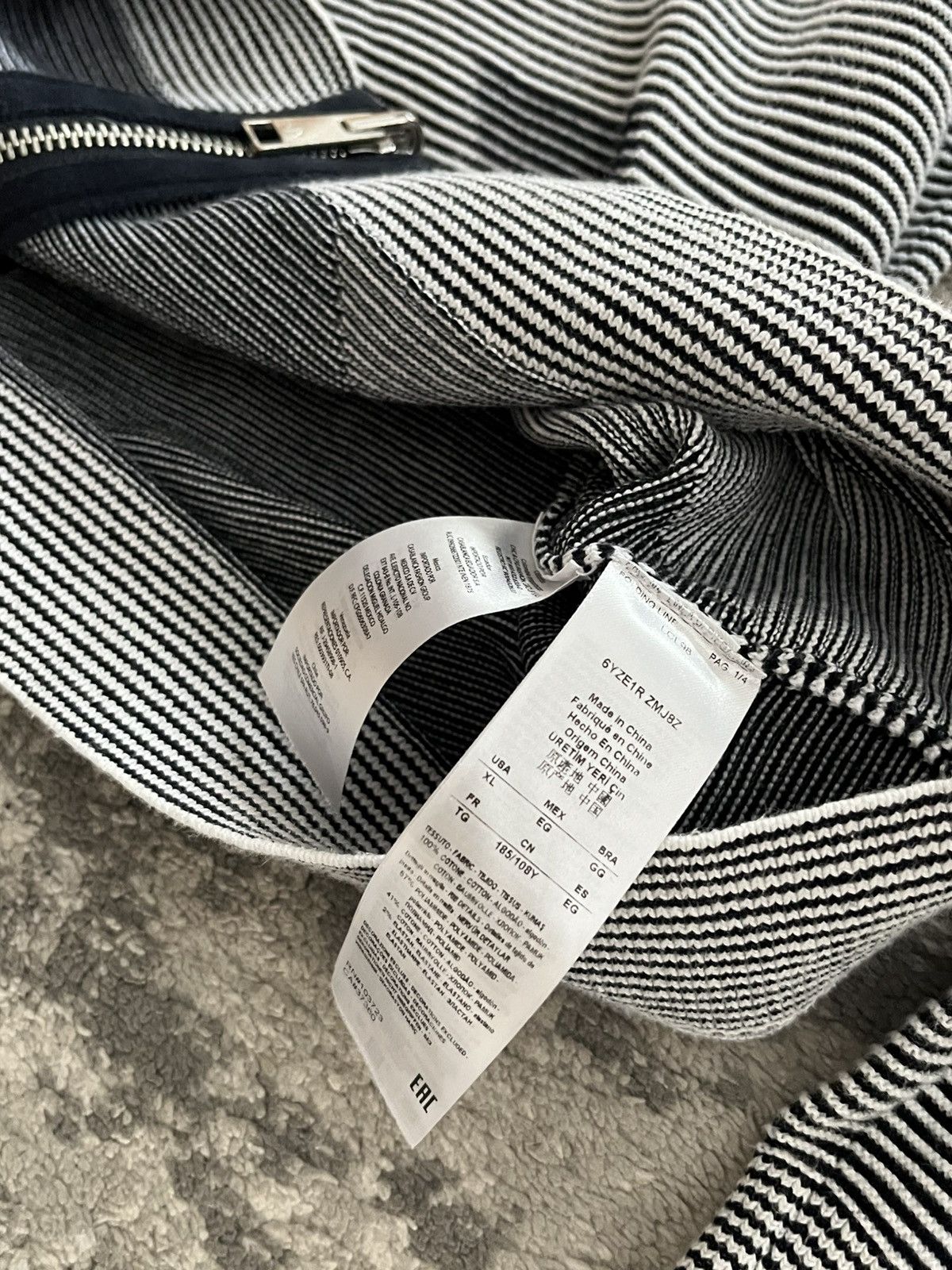 Armani Exchange Vintage Luxury Armani Exchange Zip Up Sweatshirt Size US XL / EU 56 / 4 - 5 Thumbnail