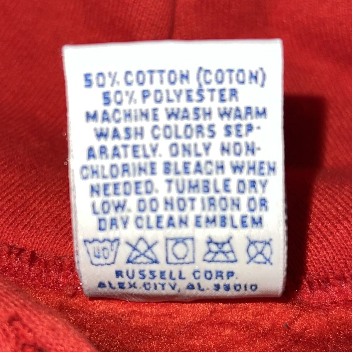 Russell Athletic × Vintage Vintage Russell Athletic Red Hoodie Sweatshirt Size US XL / EU 56 / 4 - 7 Thumbnail