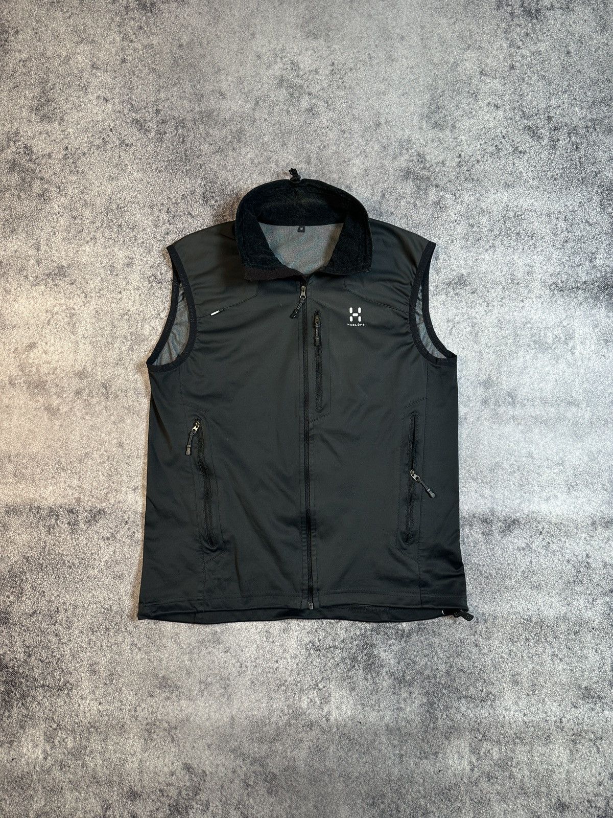 Haglofs Vintage Haglofs Vests Logo Streetwear Gorpcore Rare USA M Size US M / EU 48-50 / 2 - 1 Thumbnail