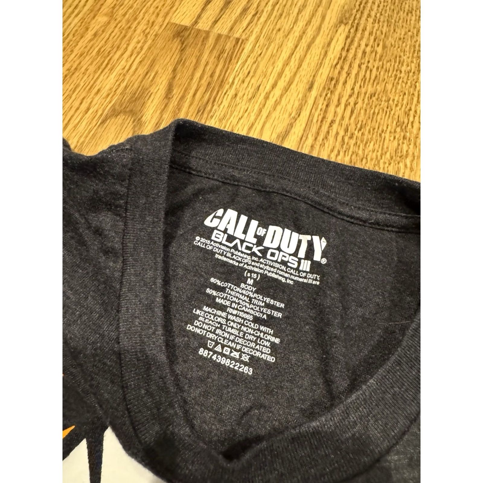 Vintage Call Of Duty Black Ops 3 Graphic Tee Men’s M Long Sleeve Skull Shirt Gray 2015 Activision Logo Crew Neck Video Games Shirt Mens Size US M / EU 48-50 / 2 - 2 Thumbnail
