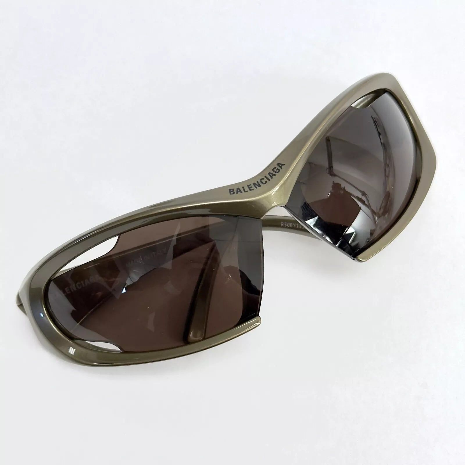 Balenciaga BALENCIAGA DYNAMO 0318 Gold 004 Fashion Sunglasses BB0318 Size ONE SIZE - 6 Thumbnail