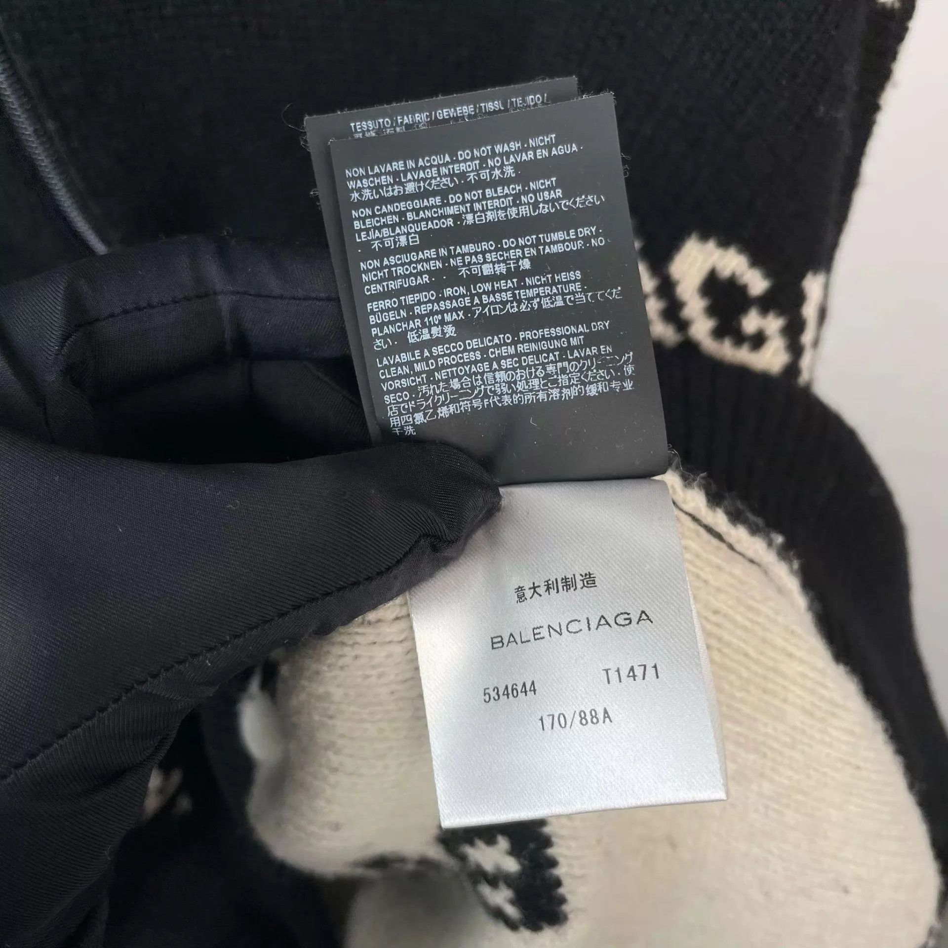 Balenciaga Balenciaga Allover Logo Sweater 95 New XS Size XS / US 0-2 / IT 36-38 - 7 Thumbnail