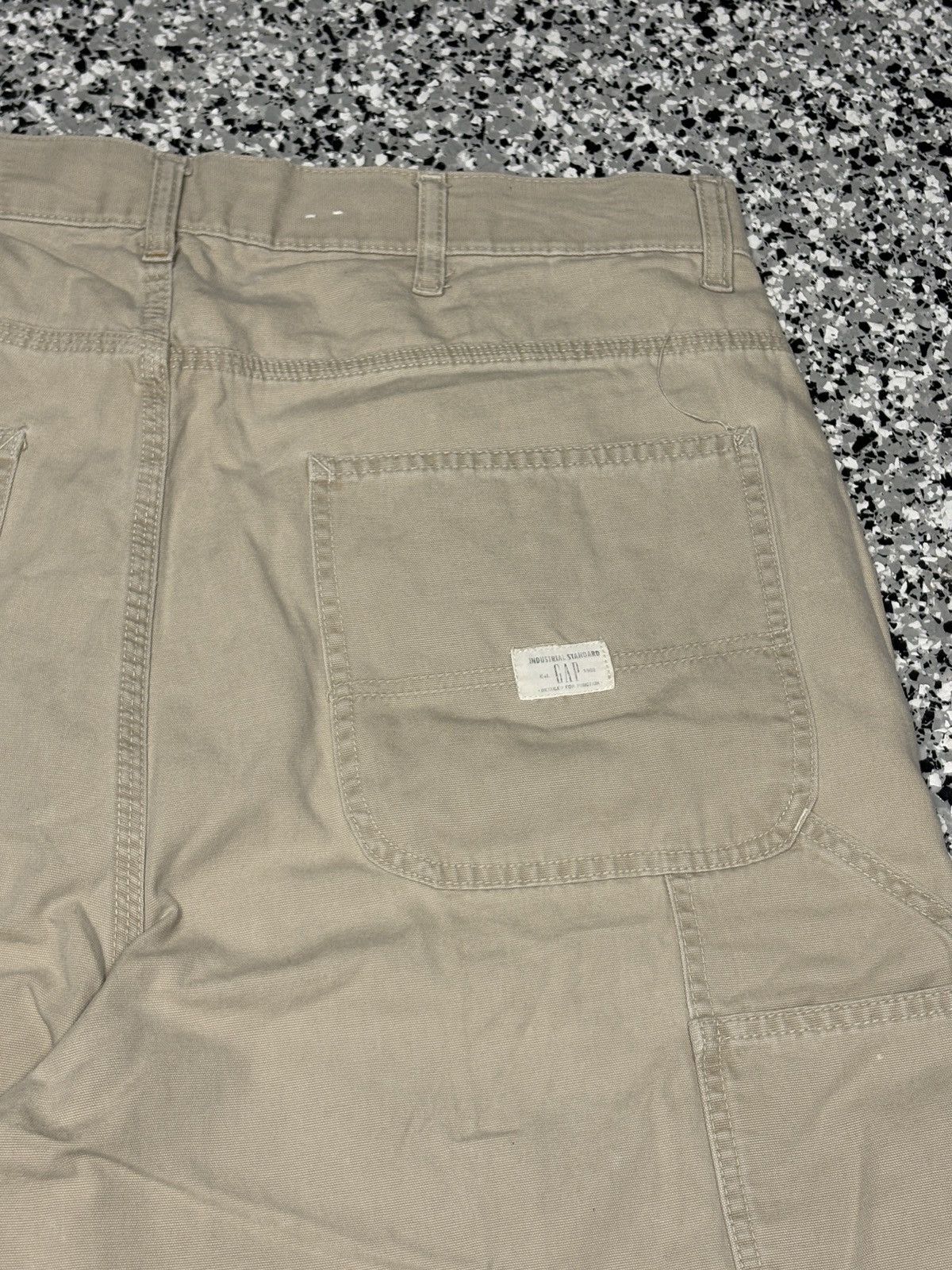 Gap Vintage Gap Light Khaki Carpenter Loose Baggy Shorts Size 38 Size US 38 / EU 54 - 4 Thumbnail