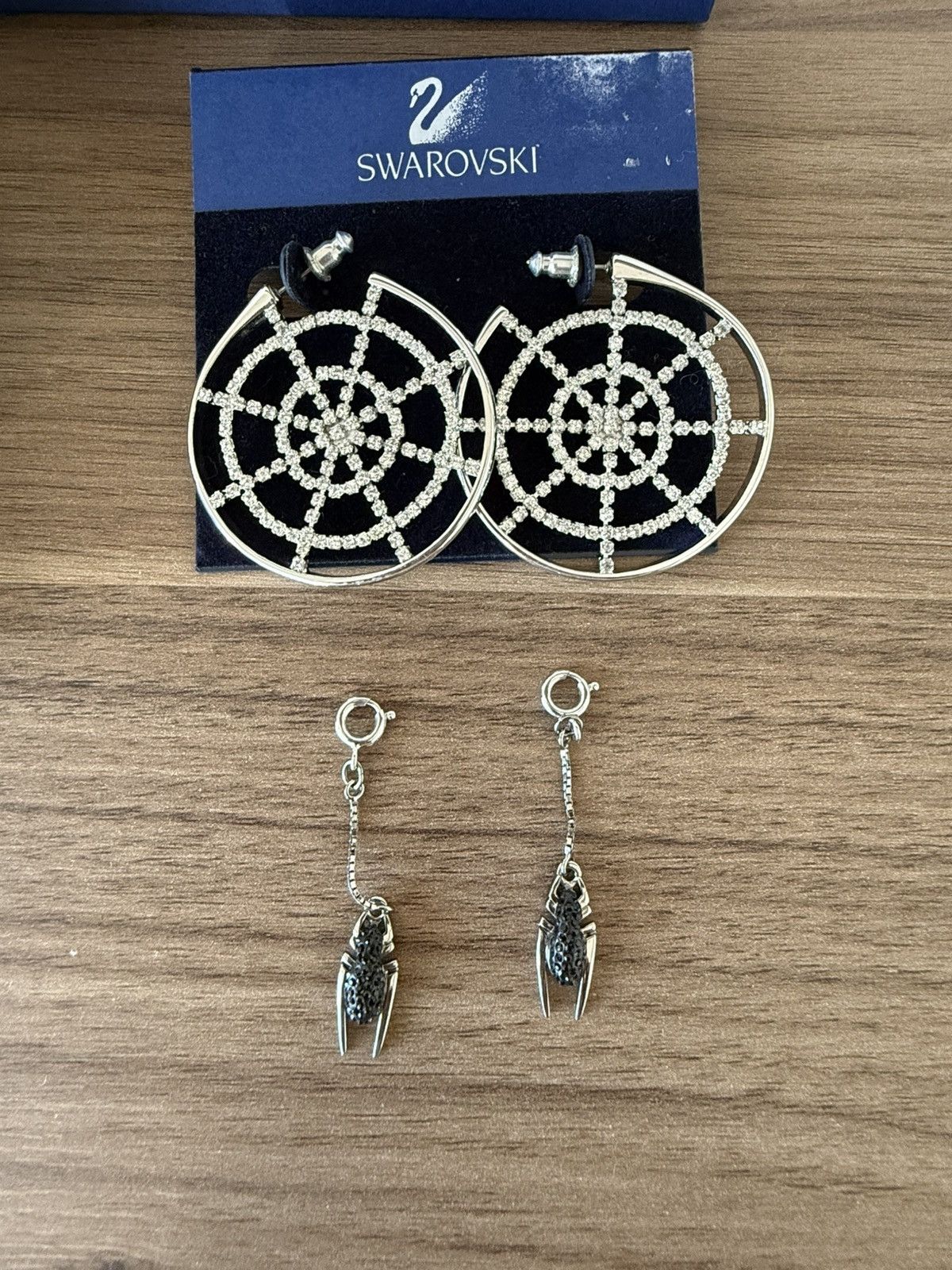 Swarovski Swarovski earrings Hoop spider web Diamanté crystal box COA Size ONE SIZE - 9 Thumbnail