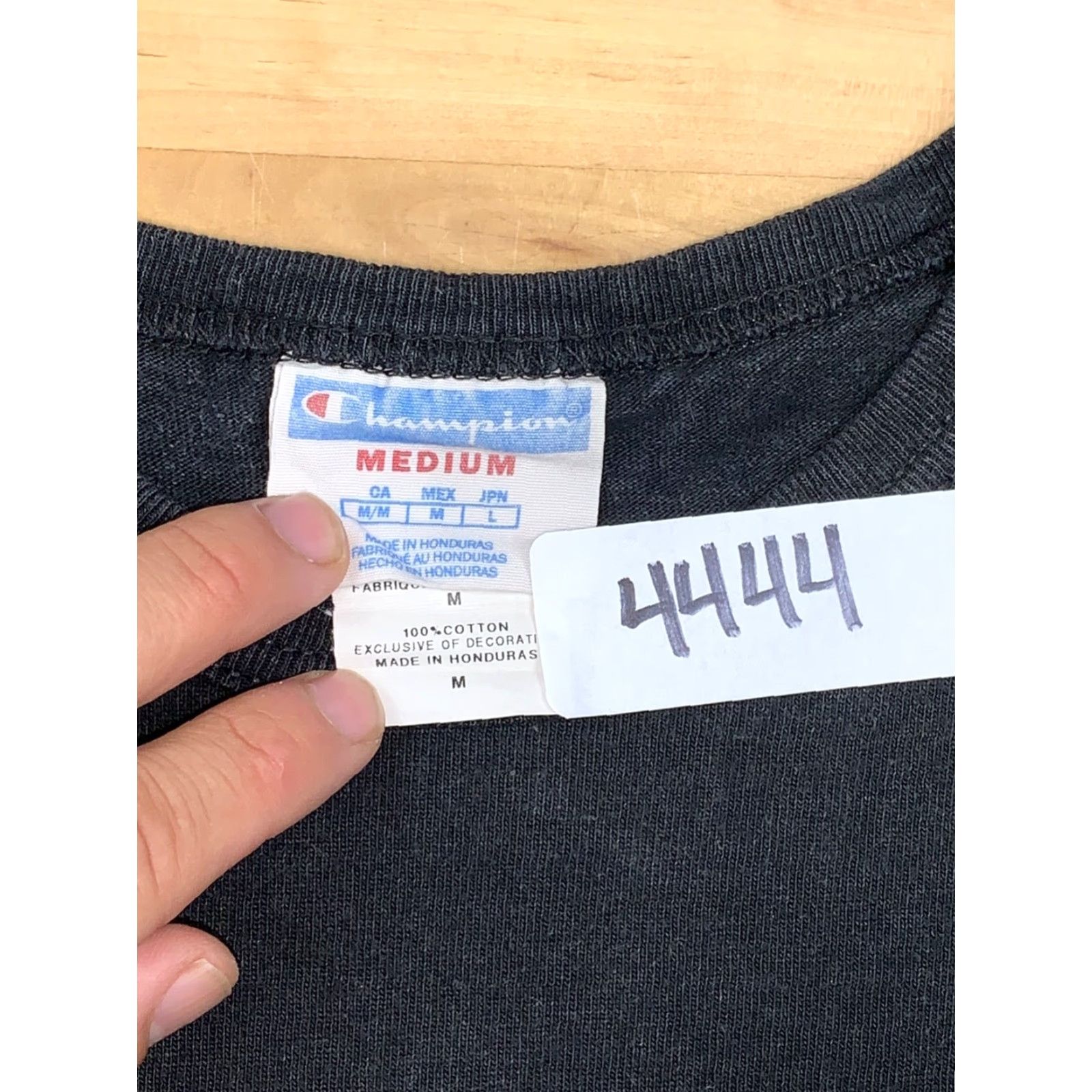 Champion VINTAGE Champion T-Shirt Black M Short Sleeve 90s Logo Embroidered Casual Mens Size US M / EU 48-50 / 2 - 4 Thumbnail