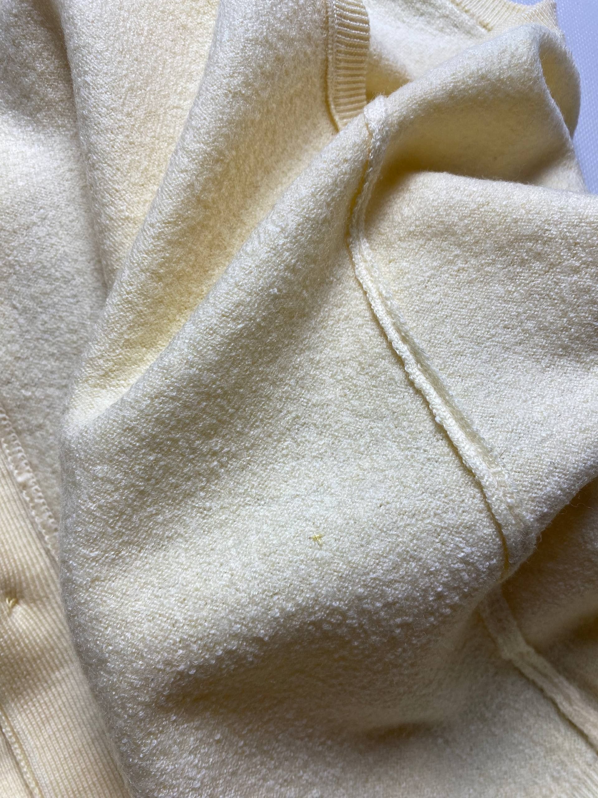 Valentino Vintage Valentino Vest Sweaters Wool Size US L / EU 52-54 / 3 - 5 Thumbnail