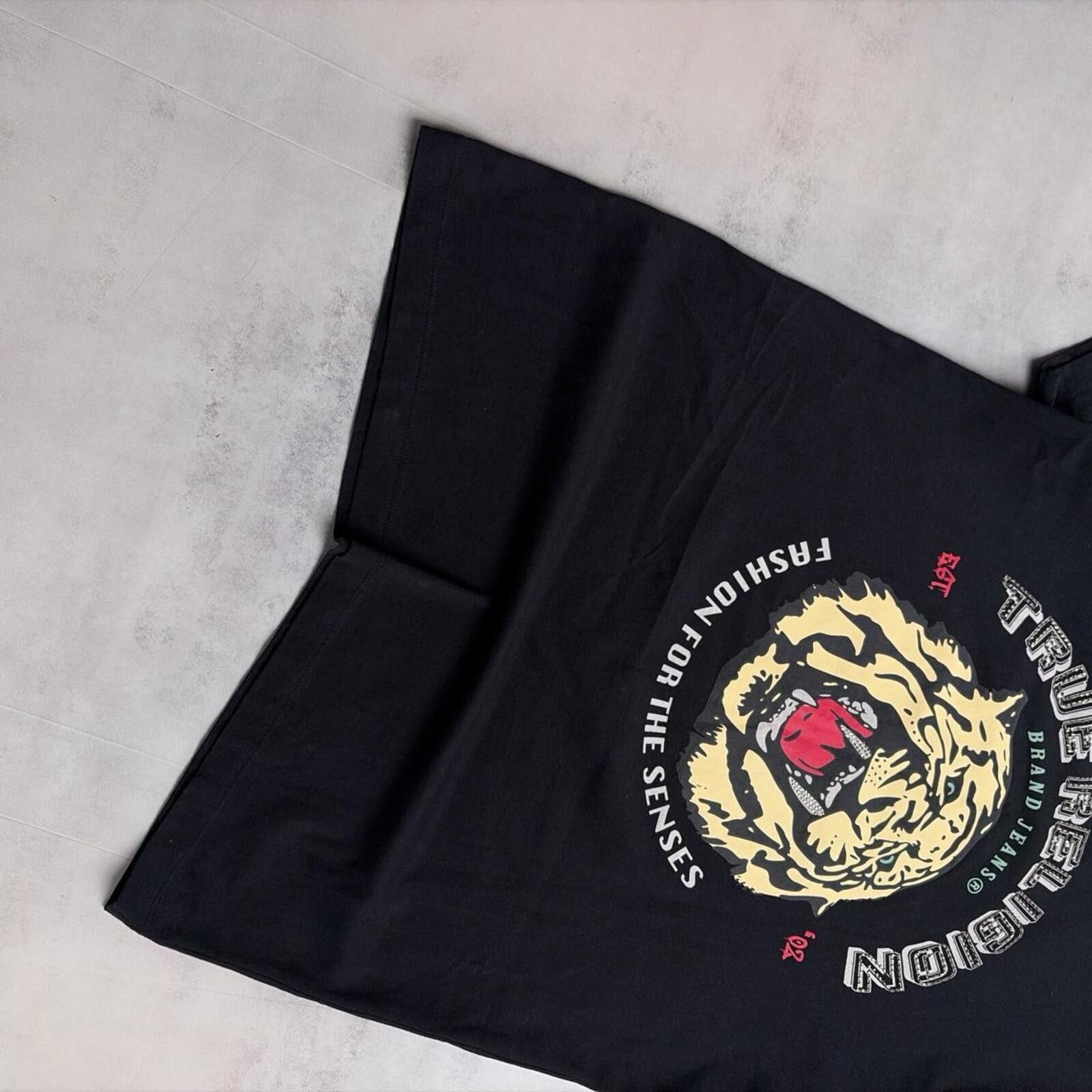 True Religion Y2K Black True Religion Grunge Tiger Skater T-Shirt Size US L / EU 52-54 / 3 - 4 Thumbnail