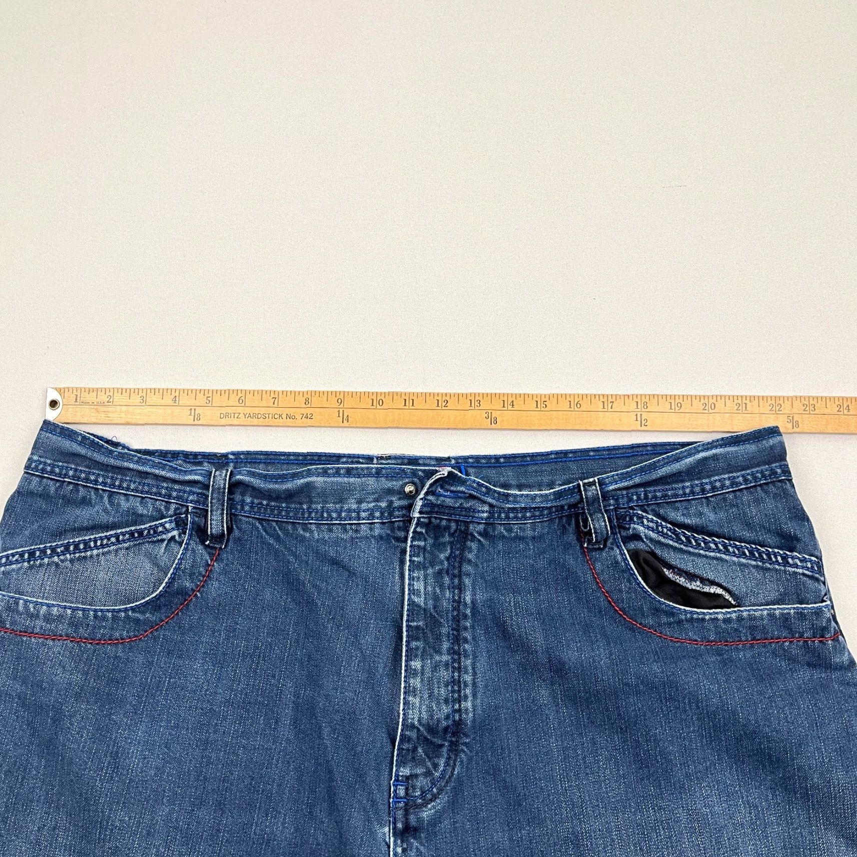 Coogi VINTAGE COOGI Jeans Men 44x34 Blue Denim Wide Leg Baggy Hip Hop 90s Embroidered Baggy Size US 44 / EU 60 - 5 Thumbnail