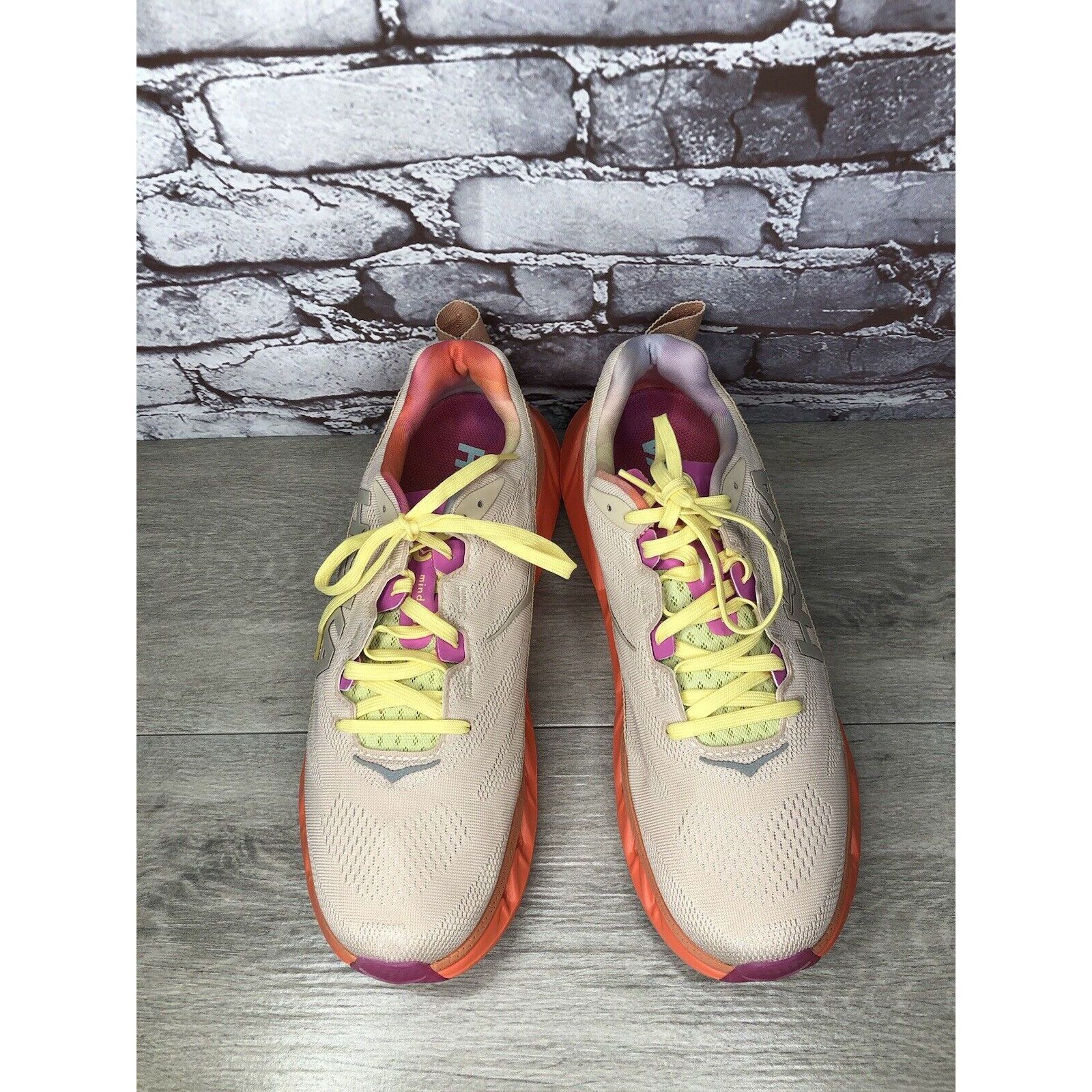 Hoka Hoka One One Elevon 2 Mental Health Sand Camelia Running Sho Size US 12 / IT 42 - 2 Thumbnail