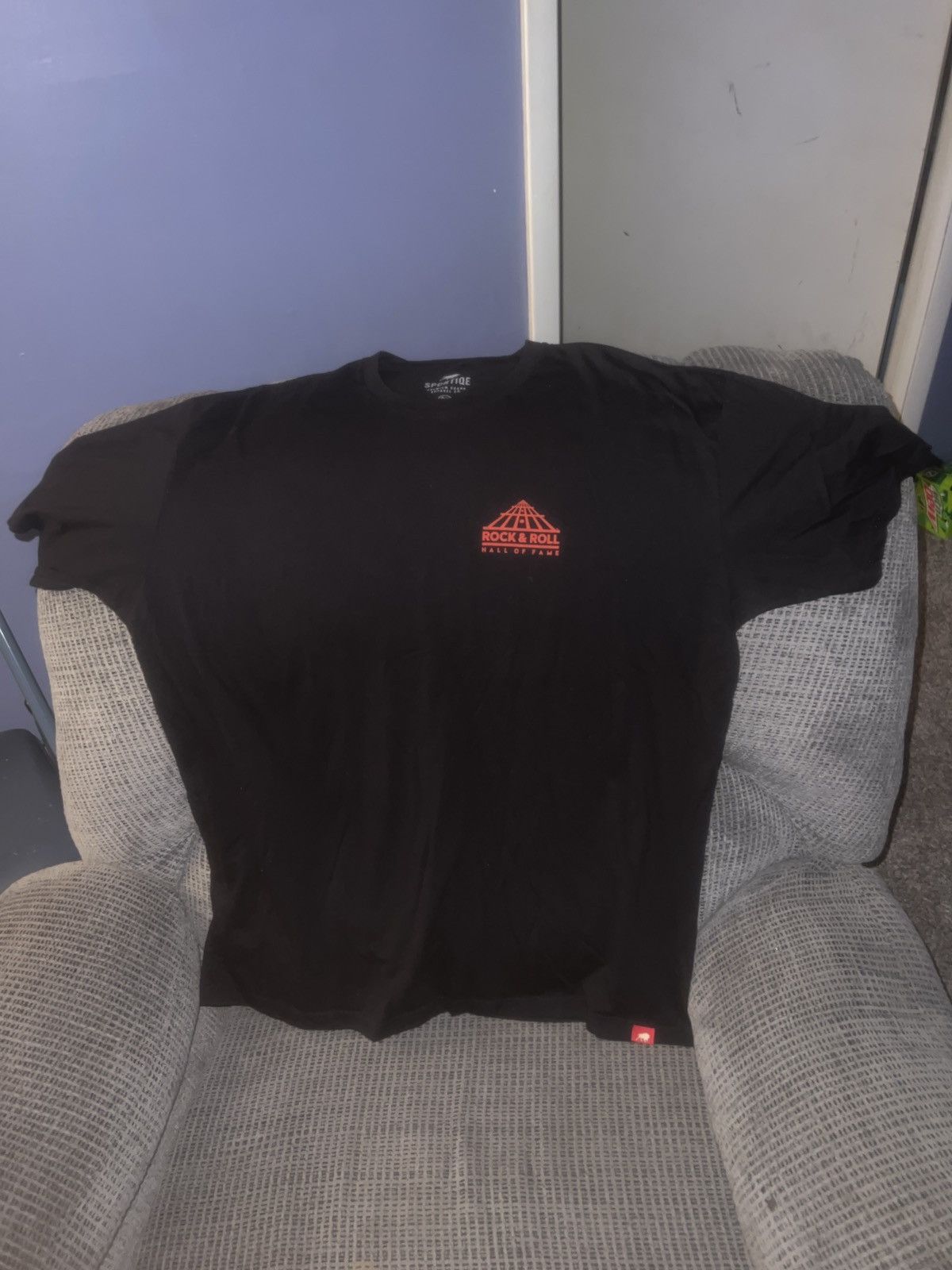 Hypebeast Sportiqe Premium Brand Apparel Co. Rock & Roll Hall Of Fame Size US XXL / EU 58 / 5 - 1 Thumbnail