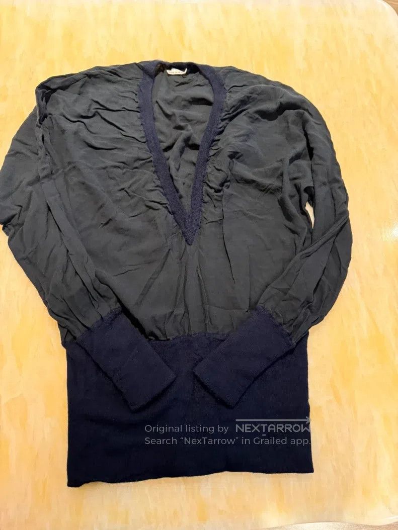 Hermes Hermes Black cashmere sweater, V-neck design, loose fit, 1 Size XS / US 0-2 / IT 36-38 - 3 Thumbnail
