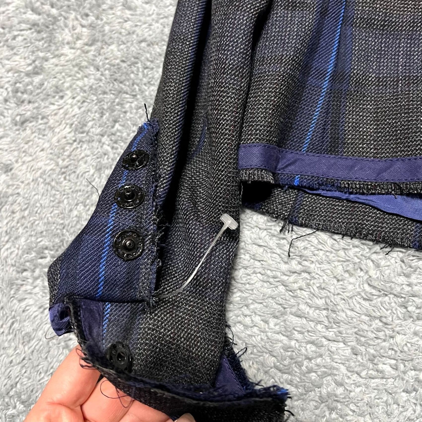 Moschino Moschino Plaid Blazer Womens 10 Jacket Cropped Snap Wool Punk Blue US 42 Italy Wool Blazer Womens Size L / US 10 / IT 46 - 6 Thumbnail
