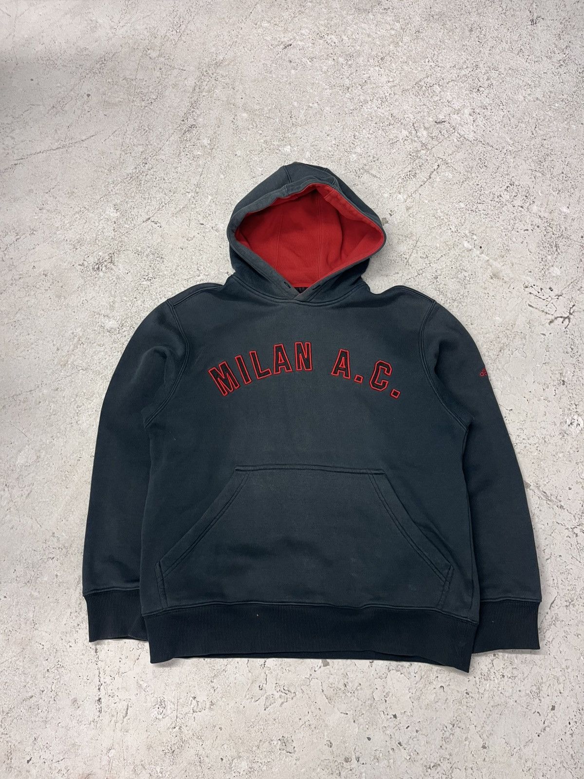 Adidas Y2k adidas ac milan football hoodie Size US S / EU 44-46 / 1 - 2 Thumbnail