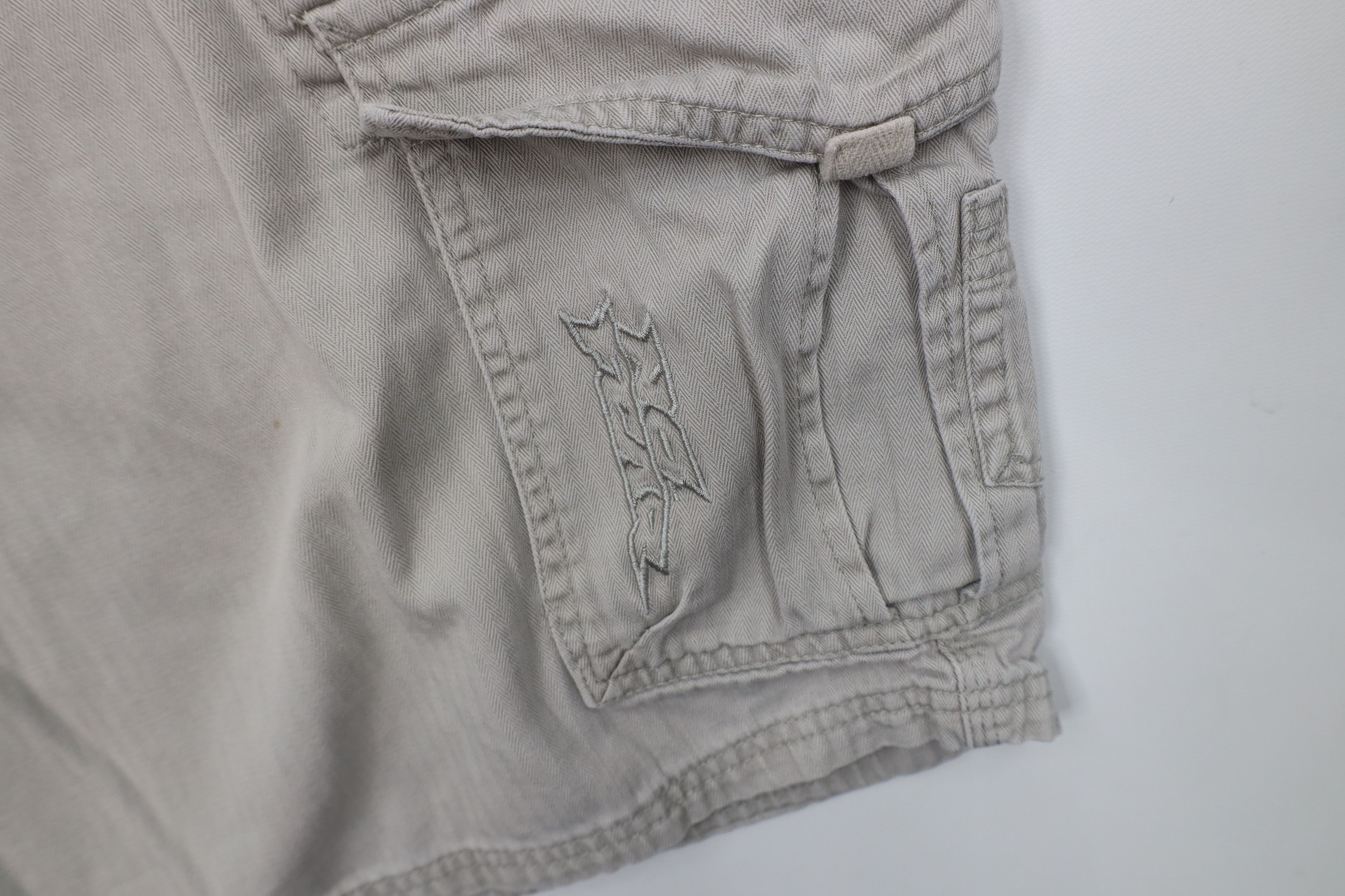 No Fear Vintage 90s Y2K No Fear Herringbone Baggy Cargo Shorts Gray Size US 38 / EU 54 - 5 Thumbnail