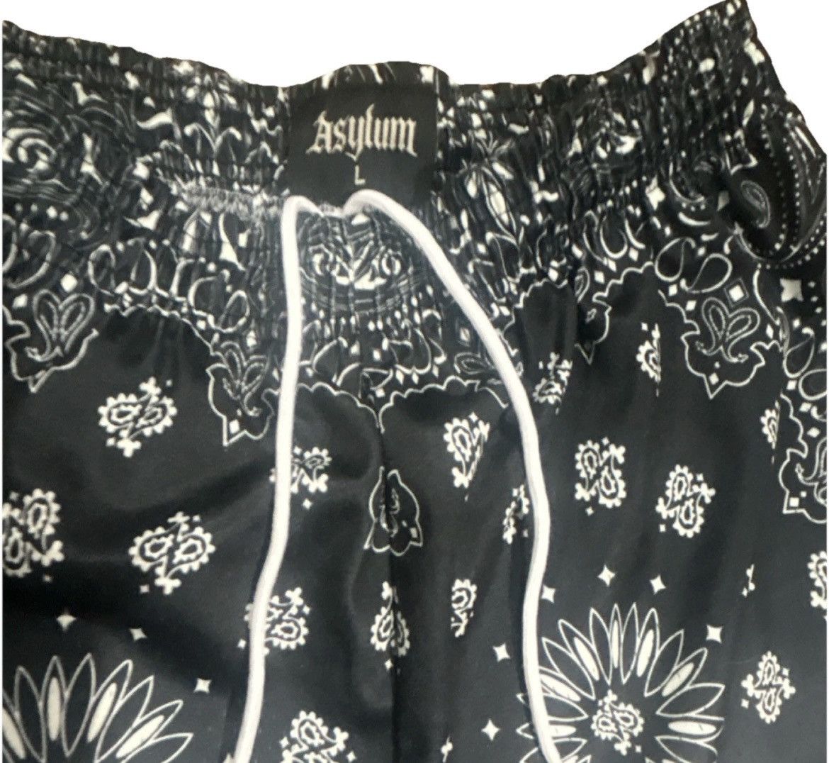 Other Asylum Co. Black Paisley Bandana Satin Mesh Shorts Size US 34 / EU 50 - 2 Thumbnail