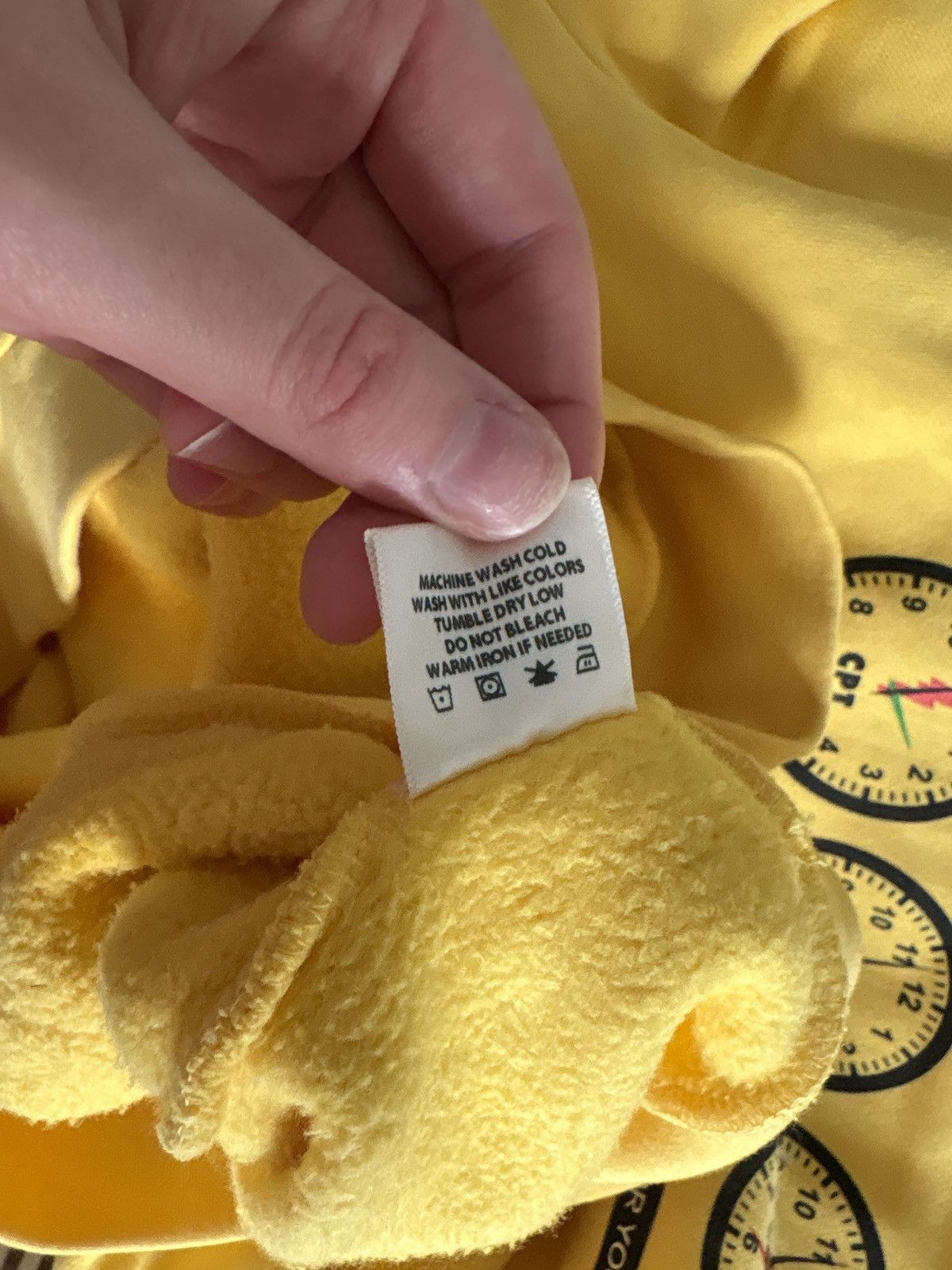 DENIM TEARS RARE denim tears yellow and black clock hoodie Size US XL / EU 56 / 4 - 4 Thumbnail