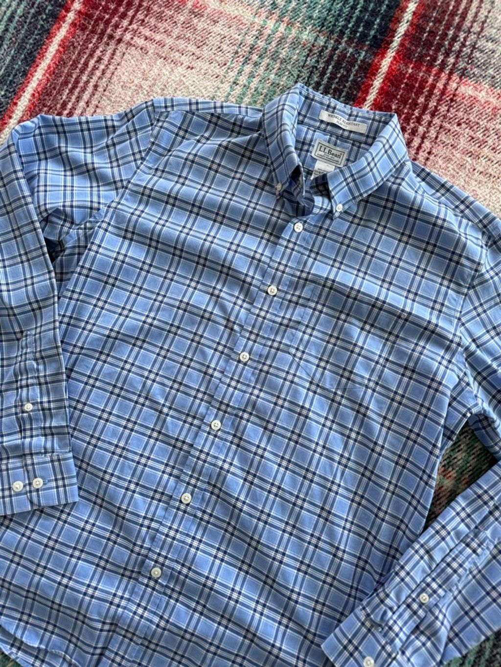 L.L. Bean Vintage L.L.Bean Blue Plaid Slim Fit Casual Shirt L Size US L / EU 52-54 / 3 - 2 Thumbnail