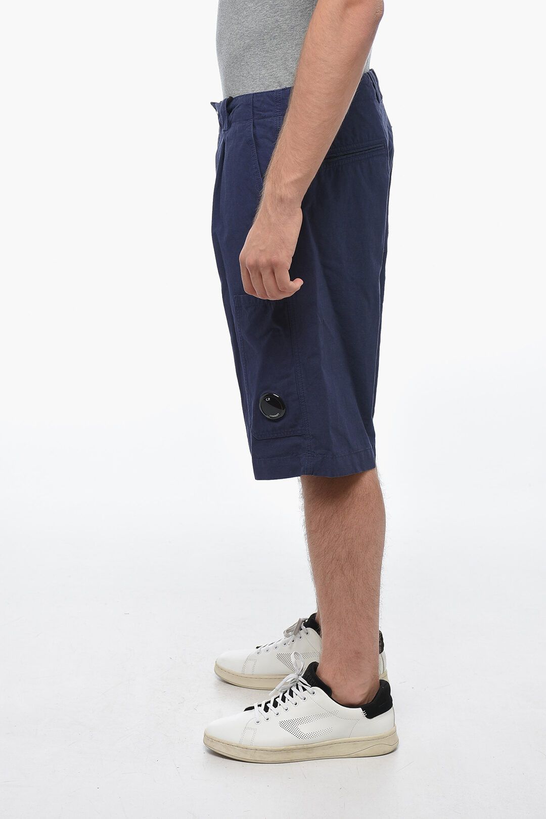 C.P. Company og1mm1024 Linen Blend Short in Blue Size US 34 / EU 50 - 2 Thumbnail