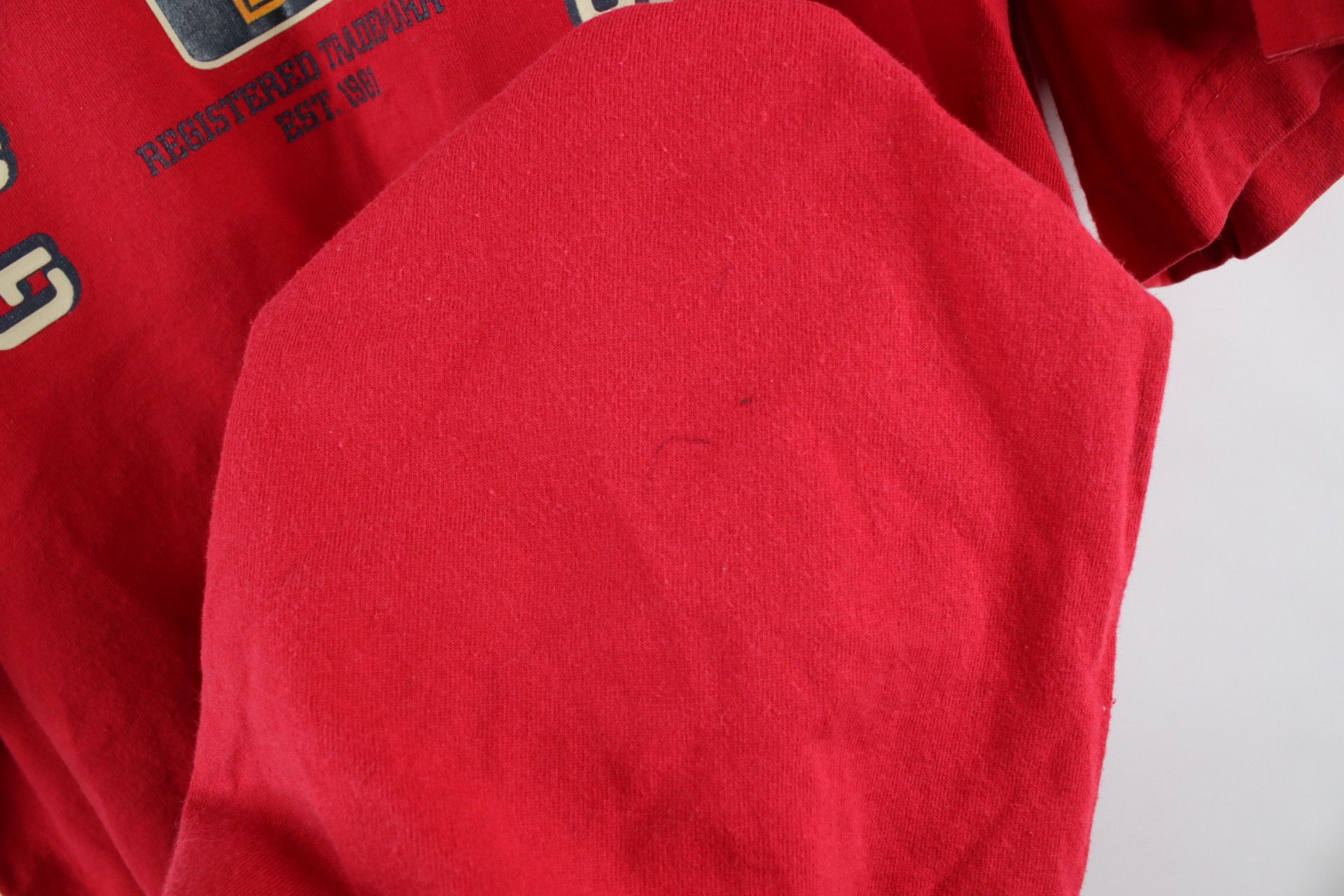 Guess Vintage Y2K Guess Jeans Out Baggy Fit T-Shirt Red Cotton Size US L / EU 52-54 / 3 - 5 Thumbnail
