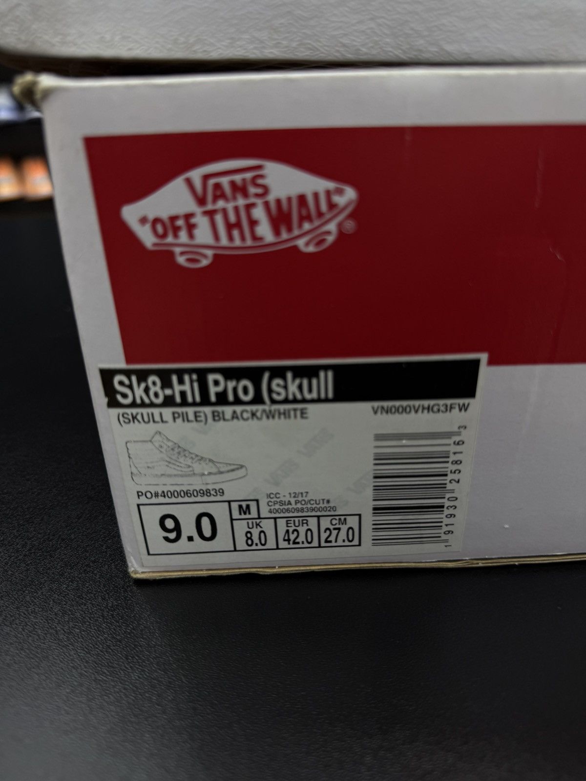 Supreme Supreme 2018 Vans Glow In Dark Green Size 9 RARE Size US 9 / EU 42 - 16 Thumbnail