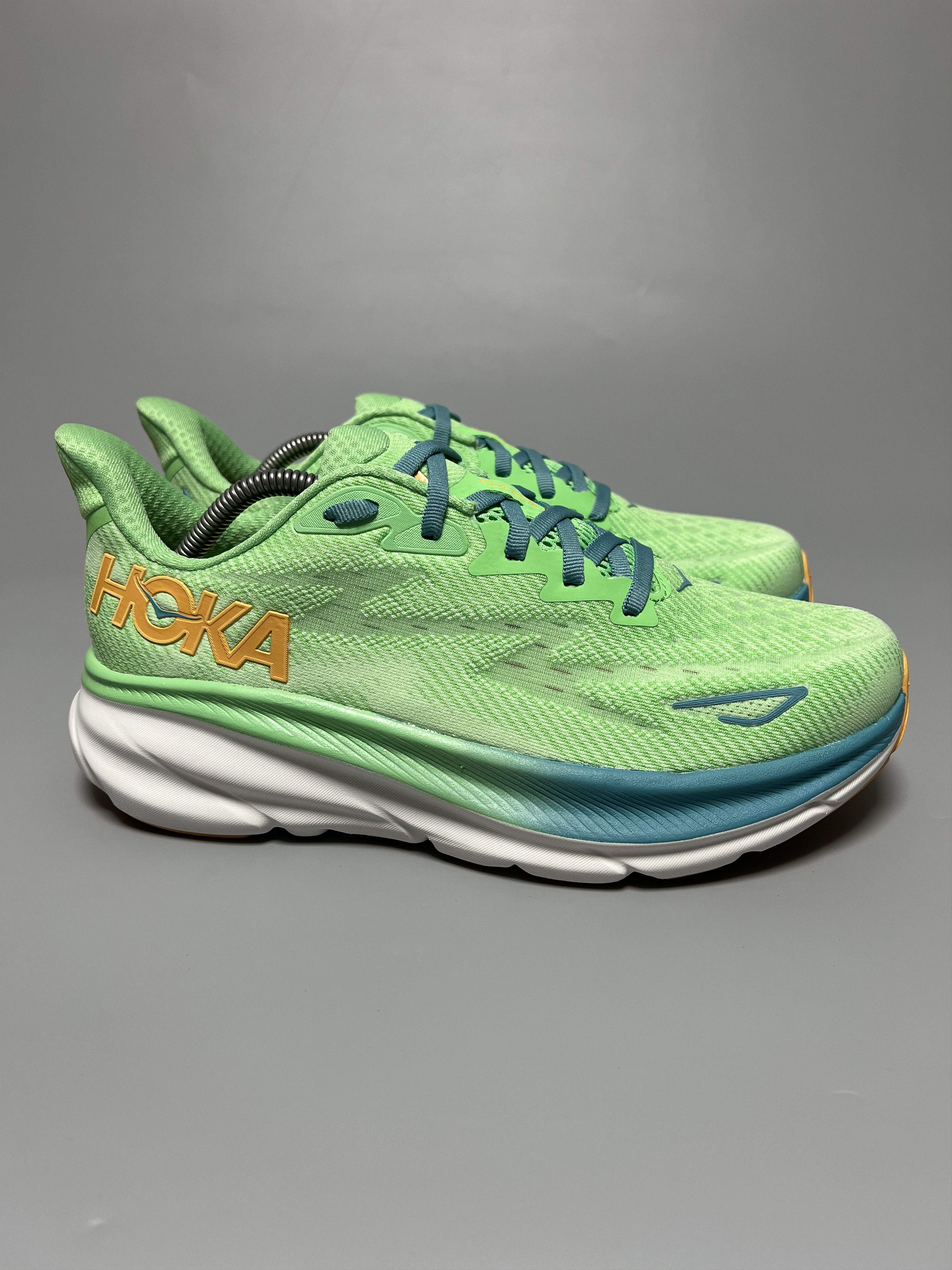 Hoka 9D Hoka One One Clifton 9 Running Shoes Walking Gym Size US 9 / EU 42 - 2 Thumbnail