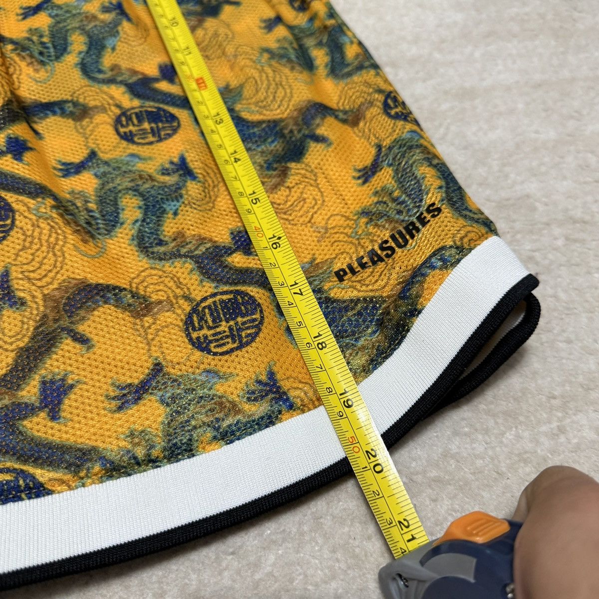 Pleasures Pleasures Now Chinese Dragon Hydra Basketball Mesh Shorts Size US 34 / EU 50 - 7 Thumbnail