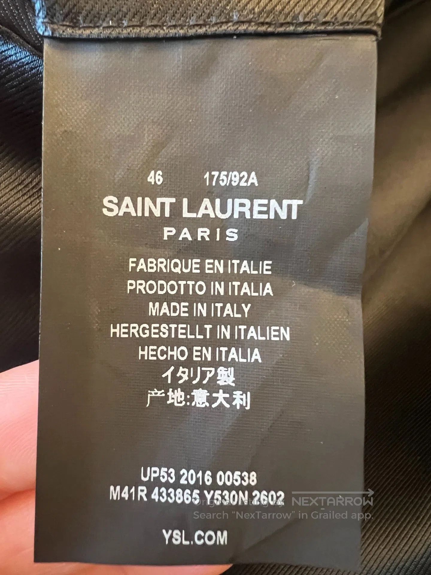 Saint Laurent Paris Saint Laurent Beige Velvet Collar Coat. Size US M / EU 48-50 / 2 - 7 Thumbnail