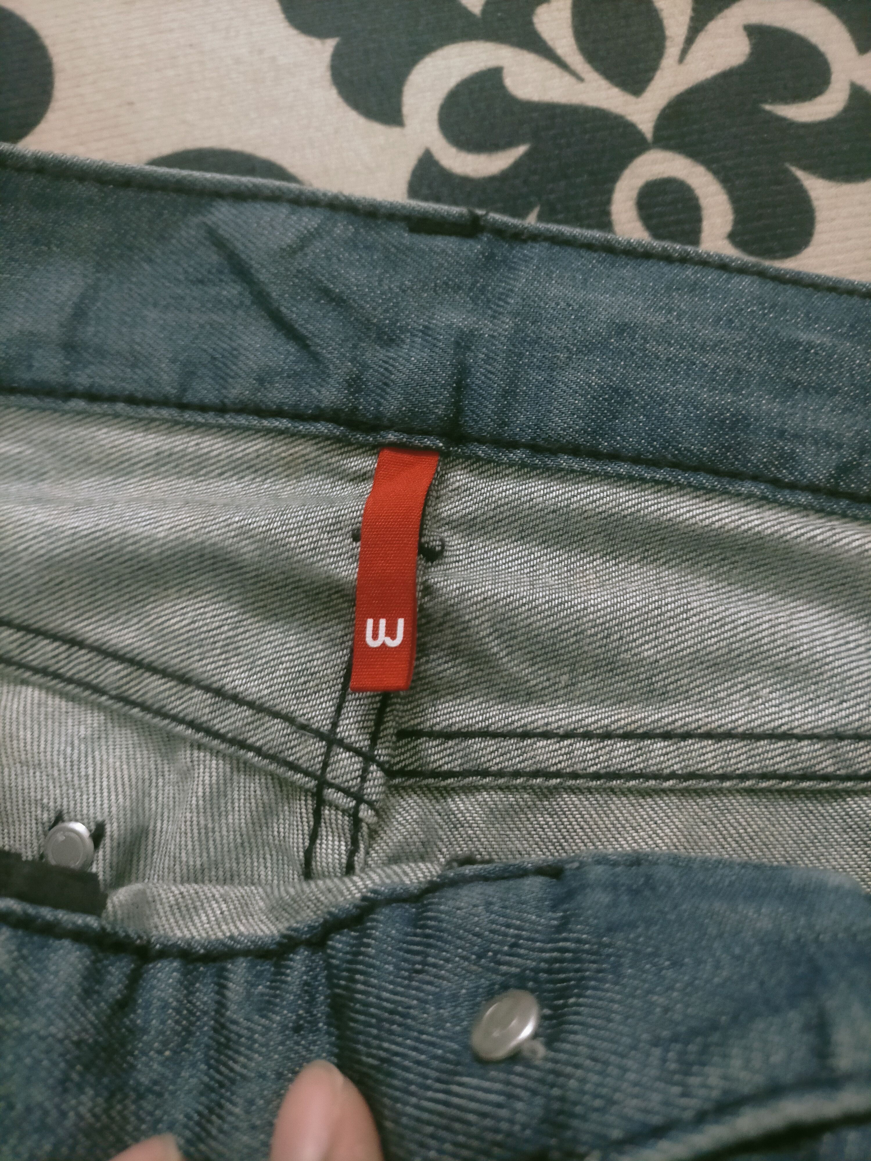 Japanese Brand × Uniqlo 🔥 Vintage Y2K Uniqlo Washed Distressed Slim Fit Jeans Size US 33 - 10 Thumbnail