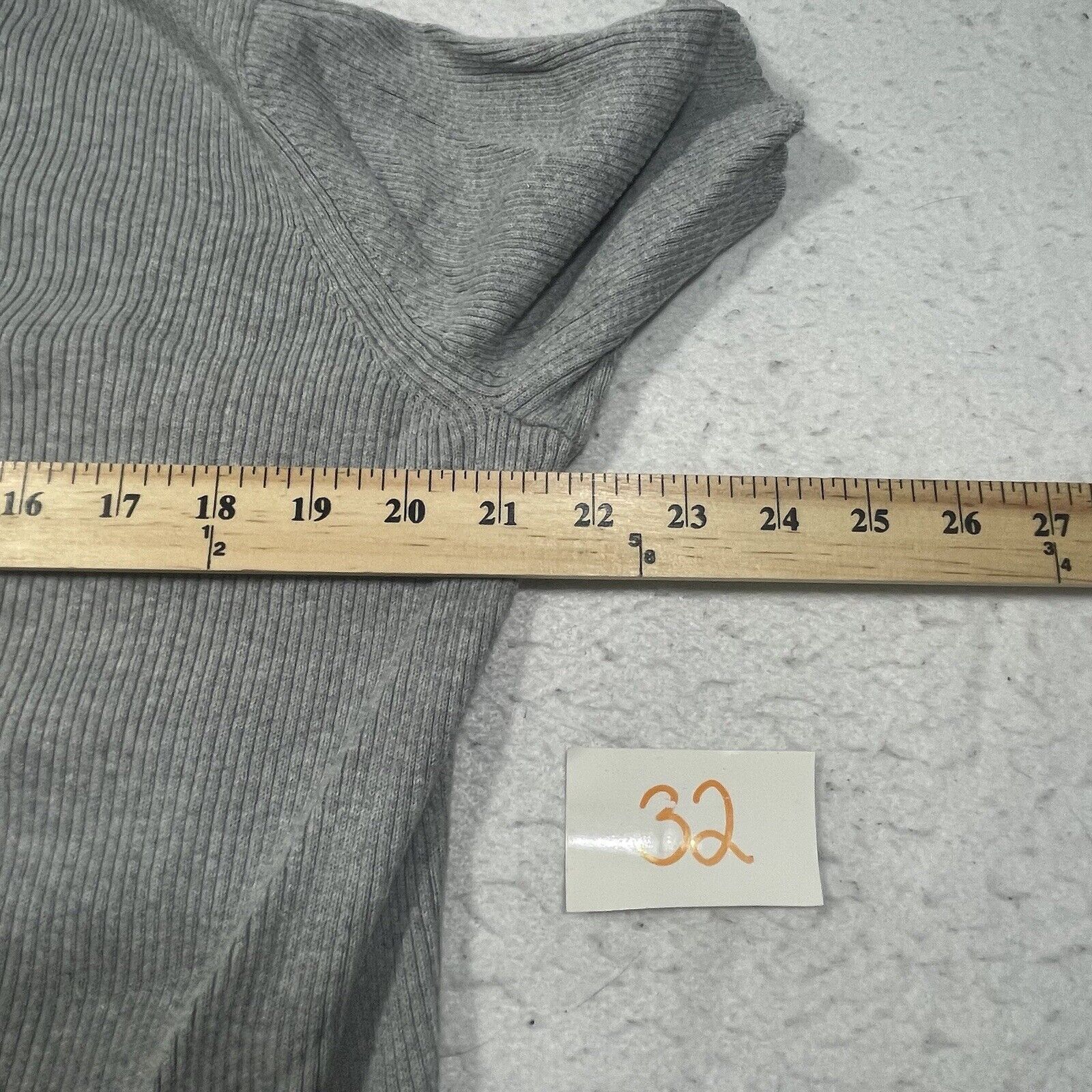 Uniqlo Uniqlo Gray Circle Neck Ribbed T-Shirt Cotton Top Size XL / US 12-14 / IT 48-50 - 7 Thumbnail