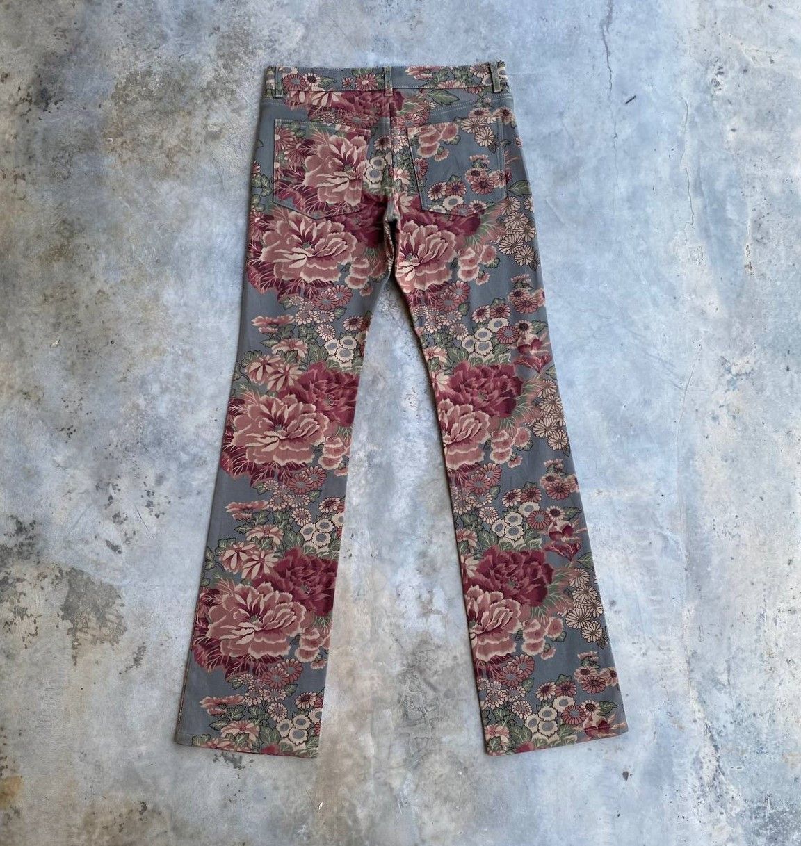 20471120 BJ5-22 Japan Flare CHEALSEA OLD FLOWERpant SLIMFIT LOWRISE Size US 28 / EU 44 - 5 Thumbnail