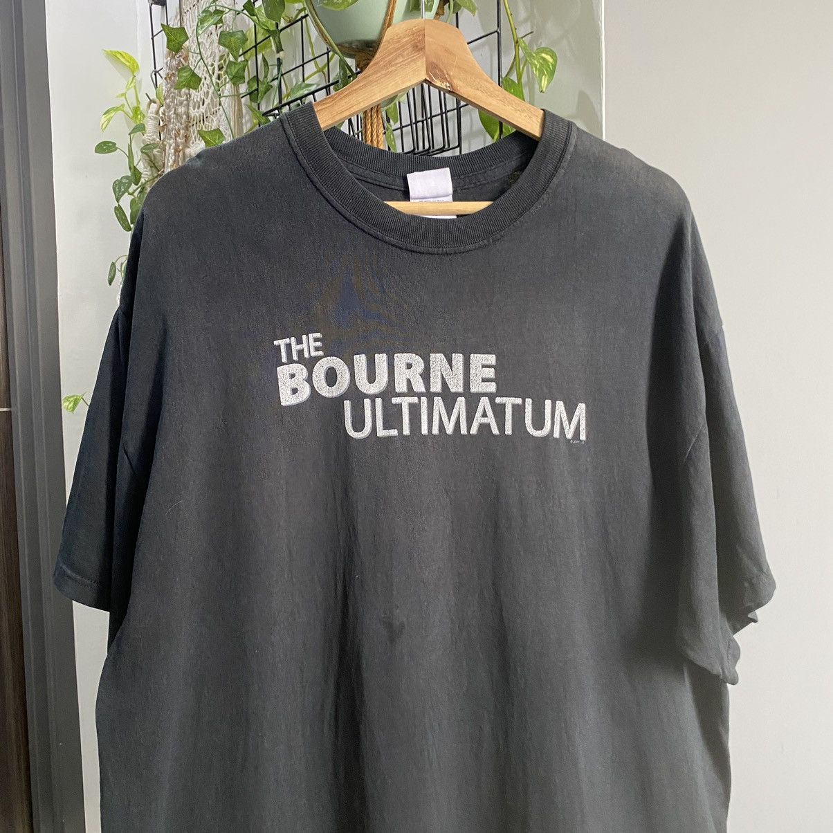 Vintage Thrashed Faded Vintage 2007 The Bourne Ultimatum Movie ERD T Size US XL / EU 56 / 4 - 2 Thumbnail
