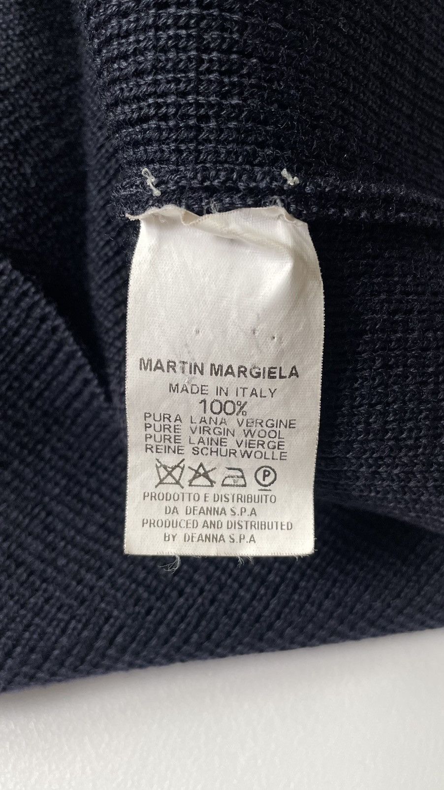 Maison Margiela A/W 2000 ‘Deanna’ Waffle Wool Sweater Size US M / EU 48-50 / 2 - 8 Thumbnail