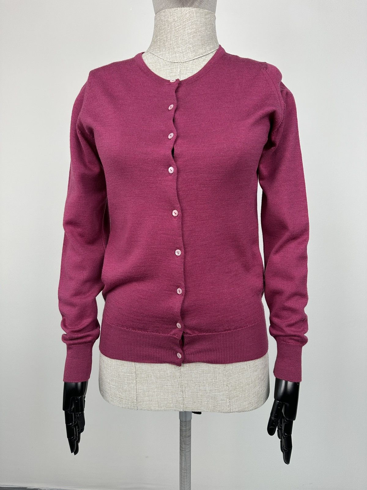 John Smedley JOHN SMEDLEY 100% Merino Wool Fuchsia Cardigan Sweater Size S / US 4 / IT 40 - 5 Thumbnail