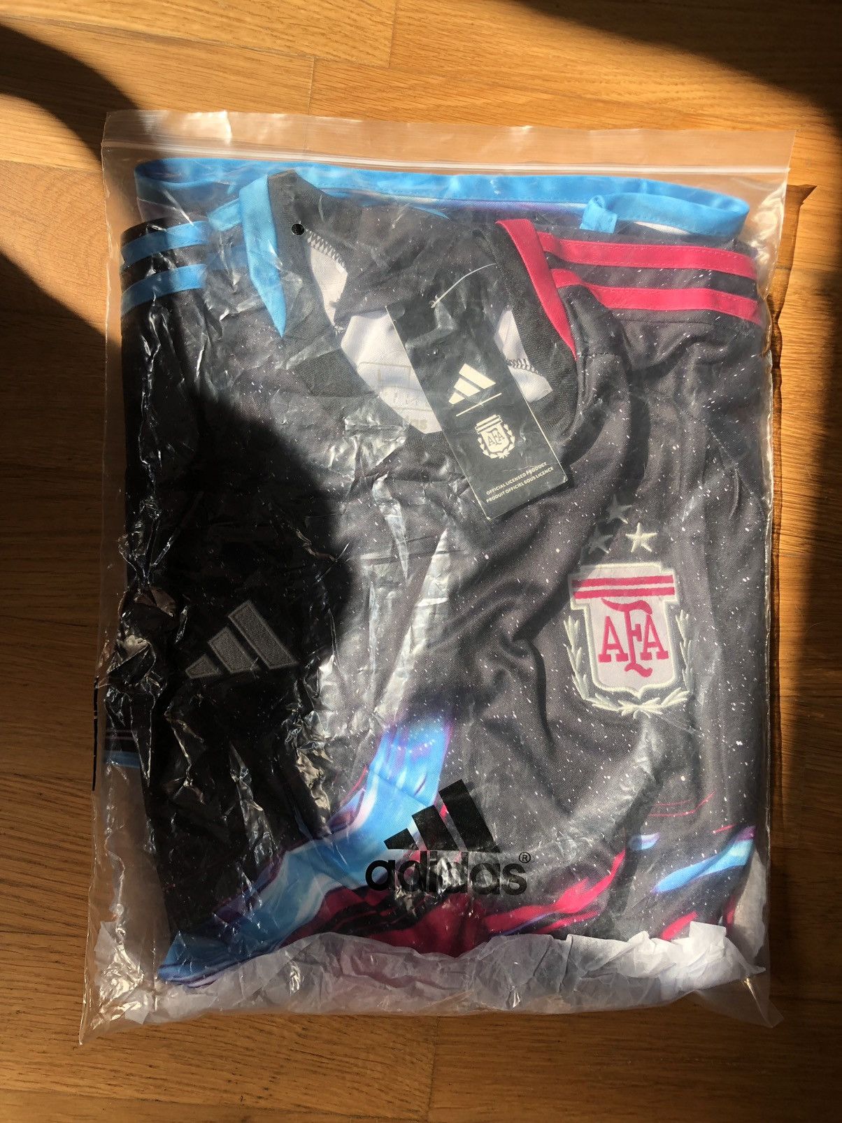 Adidas Argentina commemorative 2022 Size US L / EU 52-54 / 3 - 6 Thumbnail