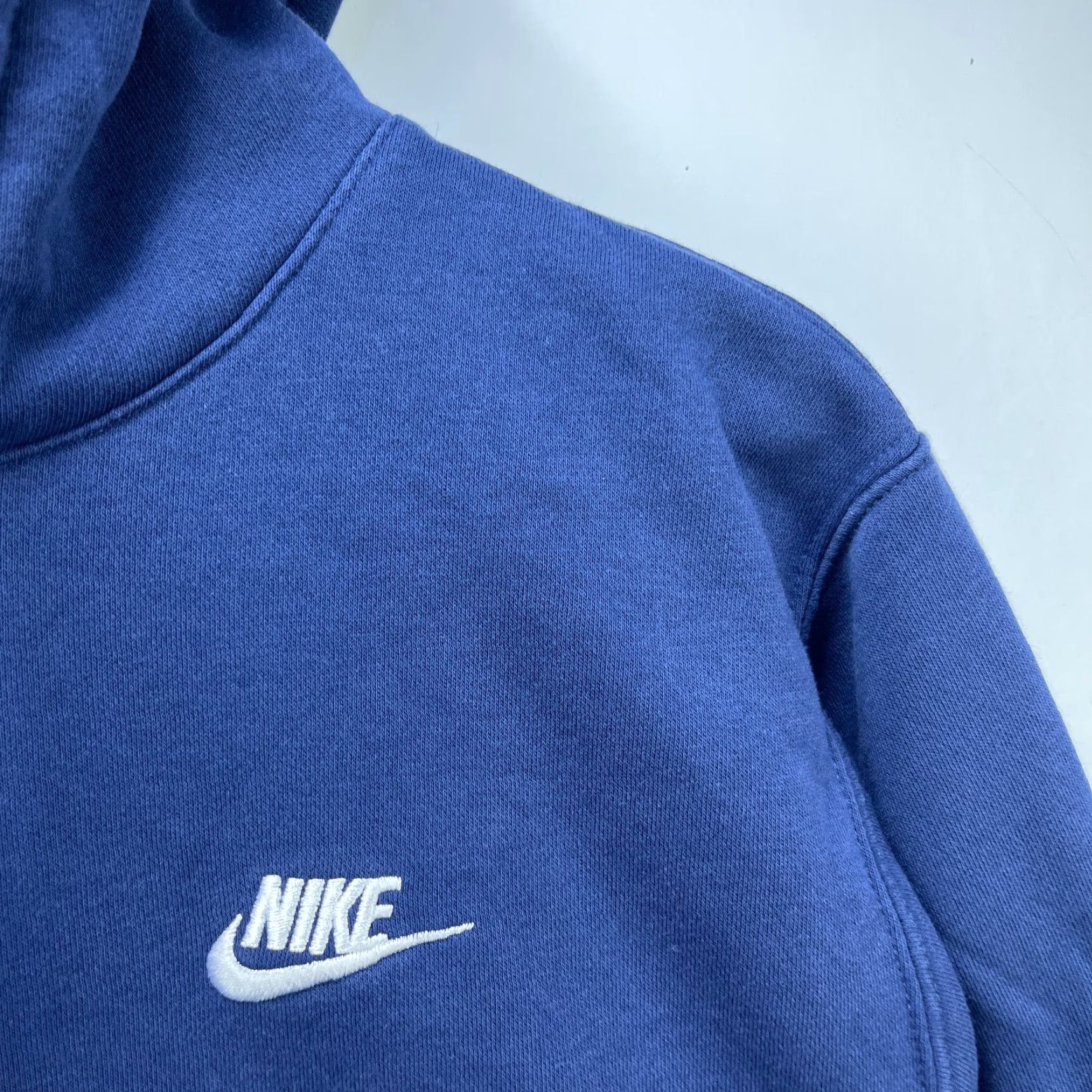 Nike VINTAGE Nike Hoodie S Mens Blue S Pullover Swoosh Y2K Size US S / EU 44-46 / 1 - 3 Thumbnail