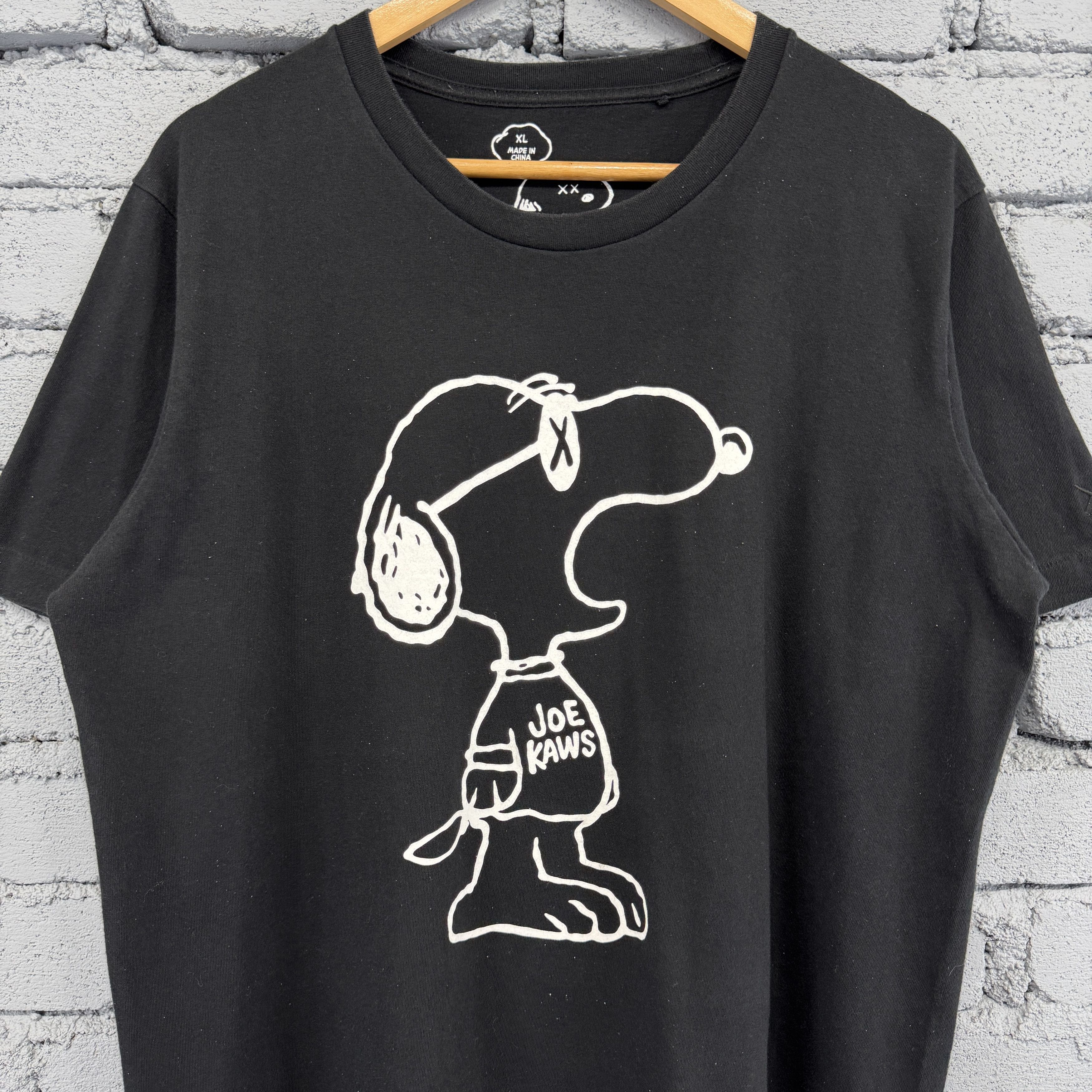 Kaws × Peanuts KAWS x Peanuts x UNIQLO 'Snoopy Joe KAWS' Graphic Art Size US XL / EU 56 / 4 - 3 Thumbnail