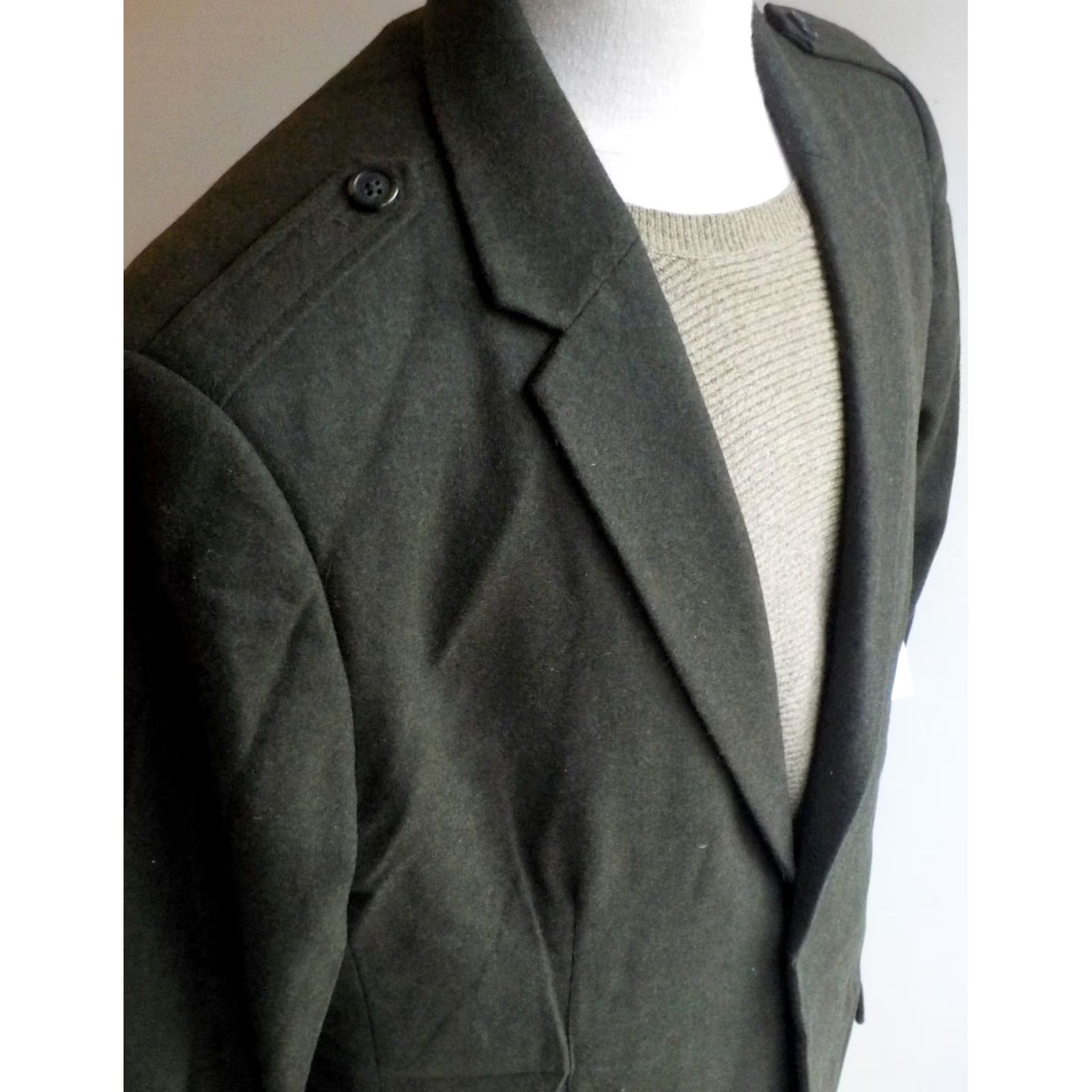 Calvin Klein Calvin Klein Blazer Army Green XL NWT The Militant Wool Blend Blazer Men Blazer Army Militant Epaulettes 2 Button Solid Size 46R - 3 Thumbnail